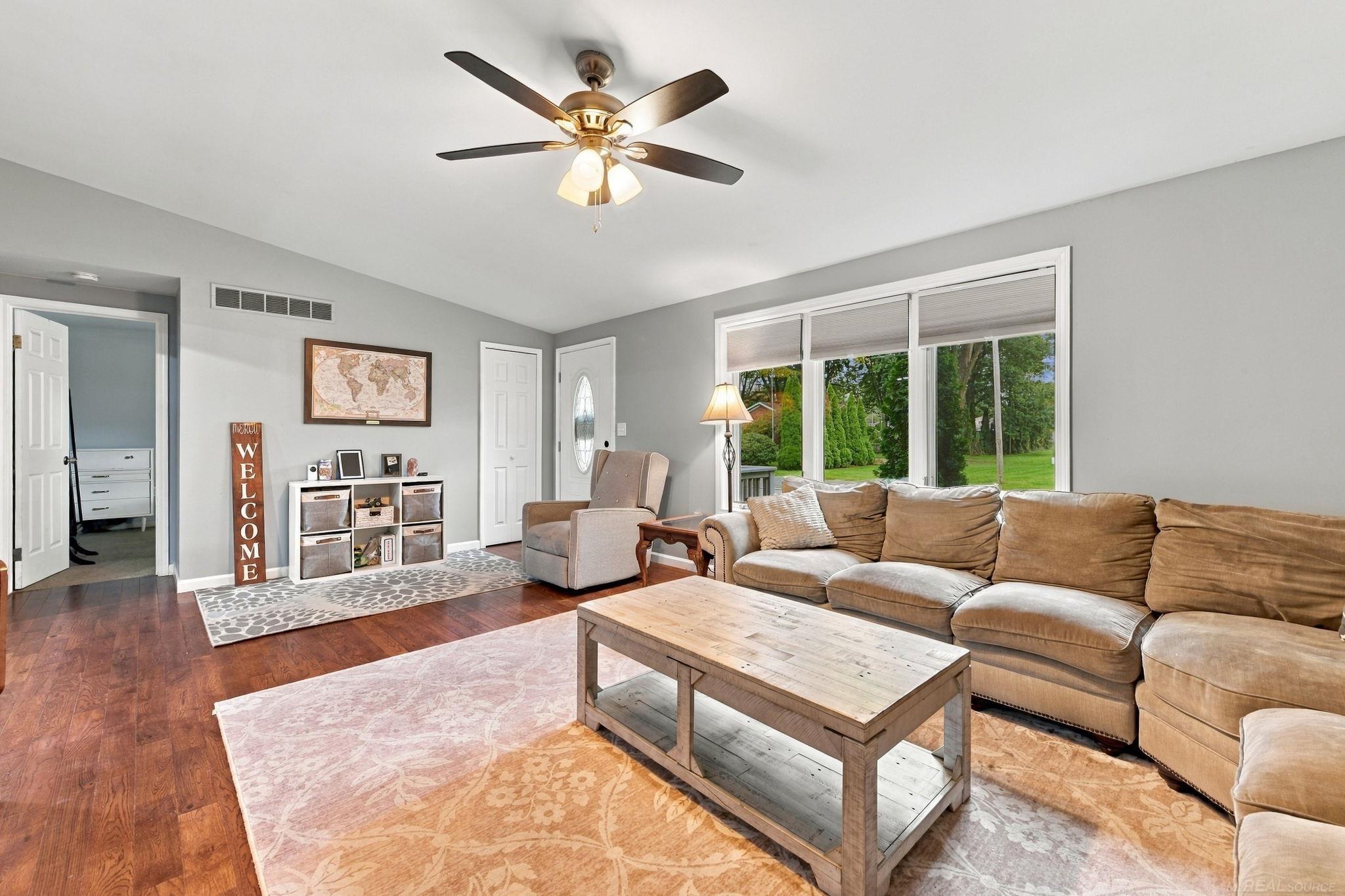 Photo 3 of Single family home for sale at 39380 Townhall St, Harrison Township, MI 48045 | MLS# 58050223708 | Listing updated on 2026-10-06