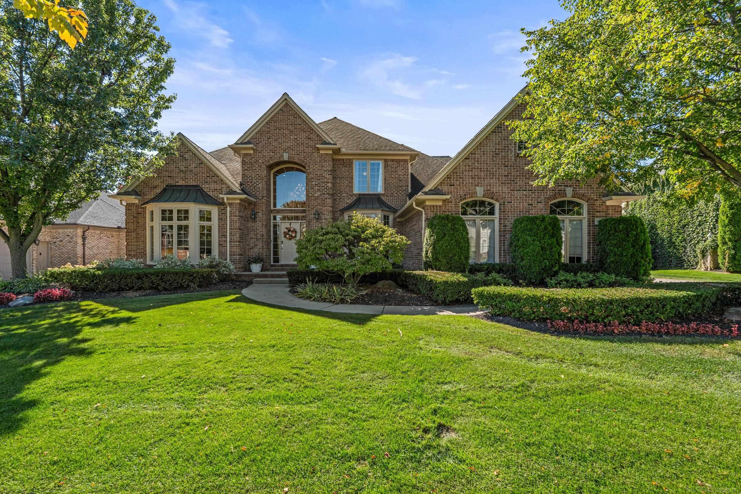 Photo 1 of Single family home for sale at 54185 Carrington Dr, Shelby Township, MI 48316 | MLS# 58050223716 | Listing updated on 2026-10-04