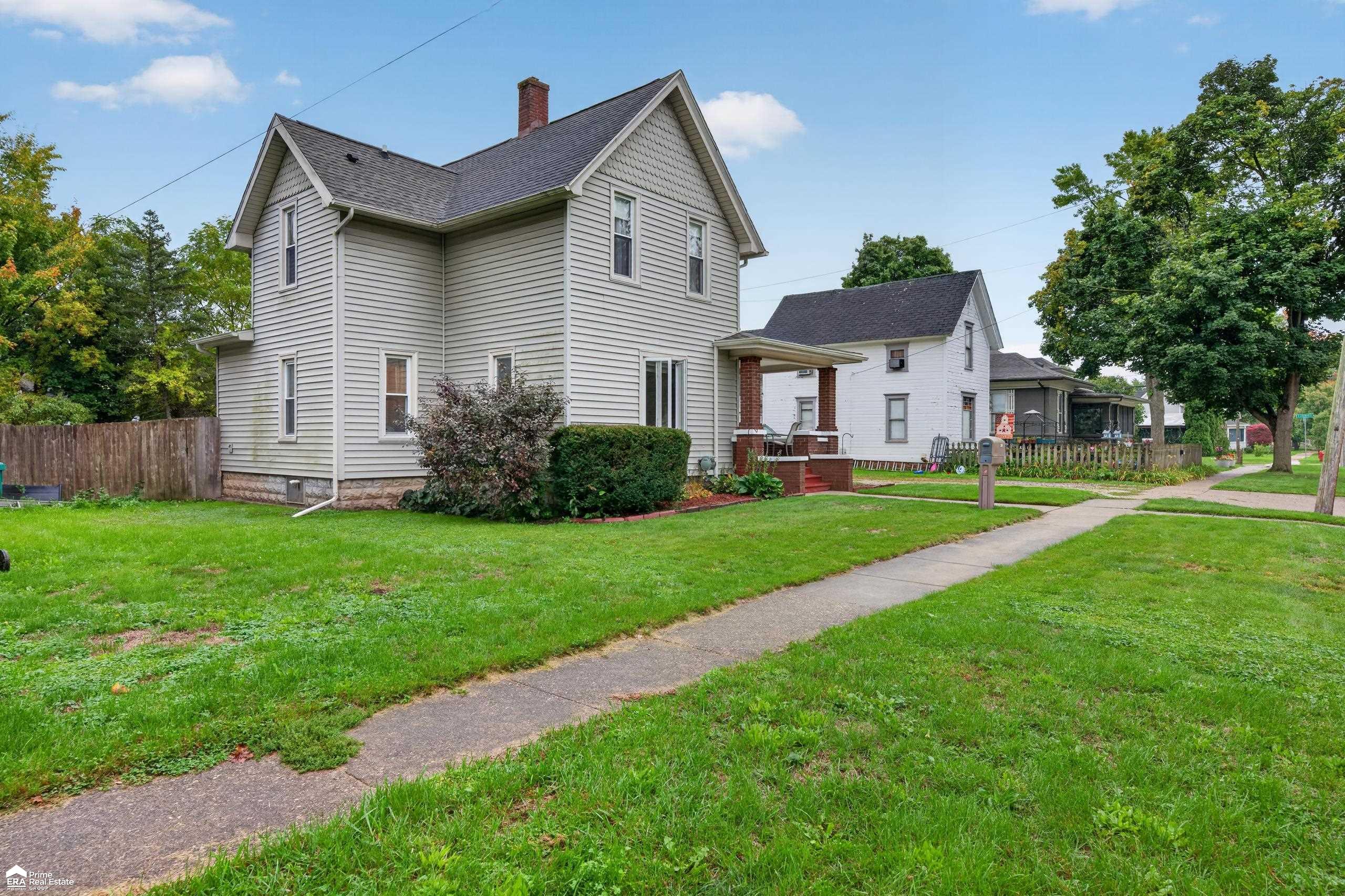 Photo 1 of Single family home for sale at 206 N Marquette St, Durand, MI 48429 | MLS# 5050223719 | Listing updated on 2026-10-03