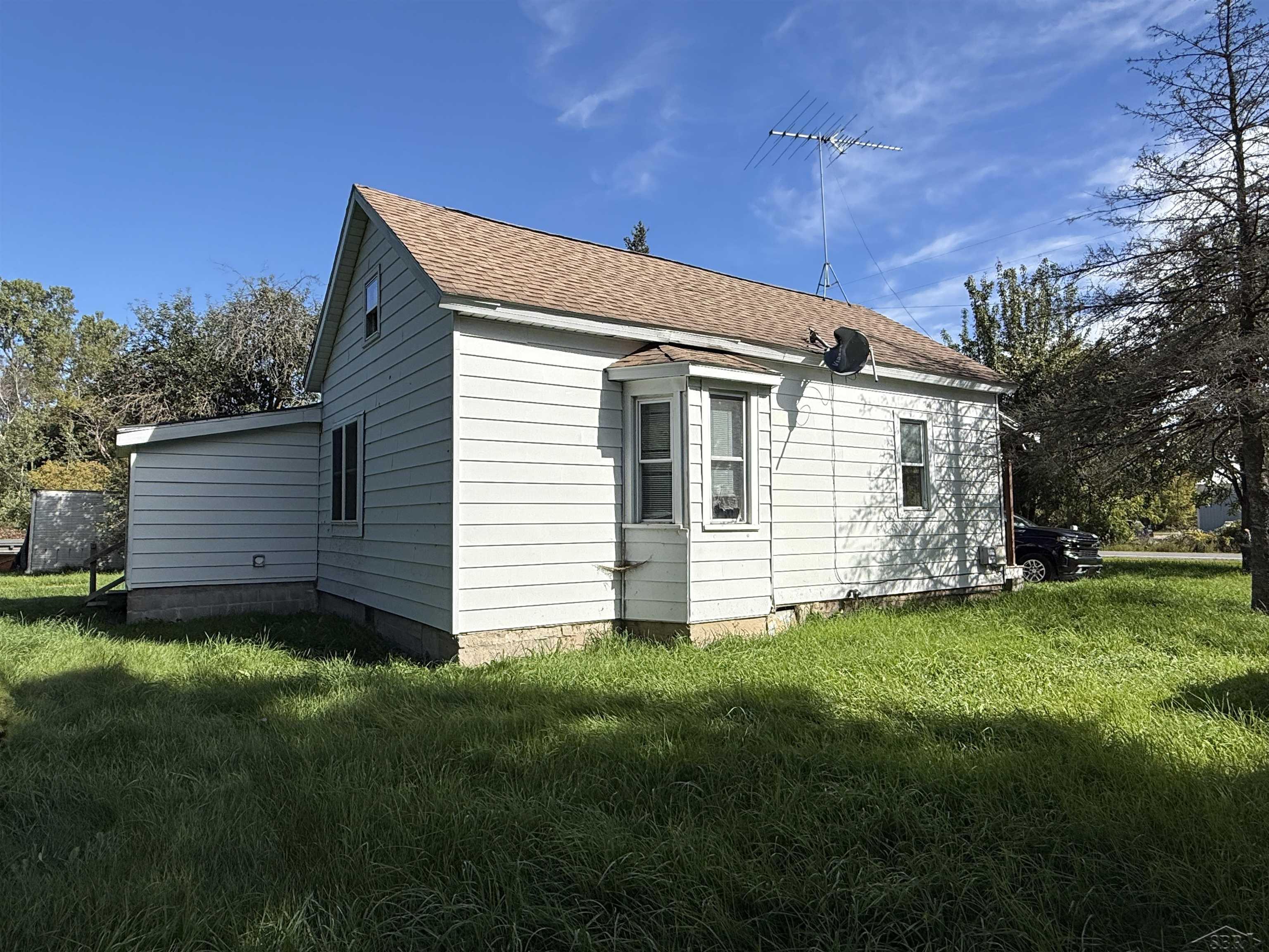 Photo 2 of Single family home for sale at 811 N Melita Rd, Sterling, MI 48659 | MLS# 61050223720 | Listing updated on 2026-10-05