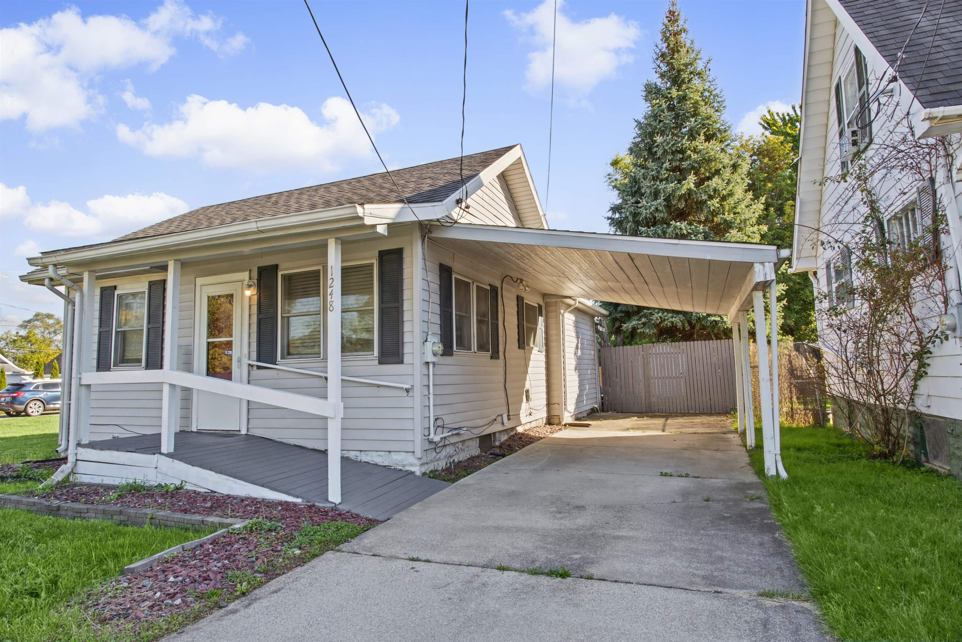 Photo 1 of Single family home for sale at 1248 Wells St, Burton, MI 48529 | MLS# 5050223724 | Listing updated on 2026-10-02