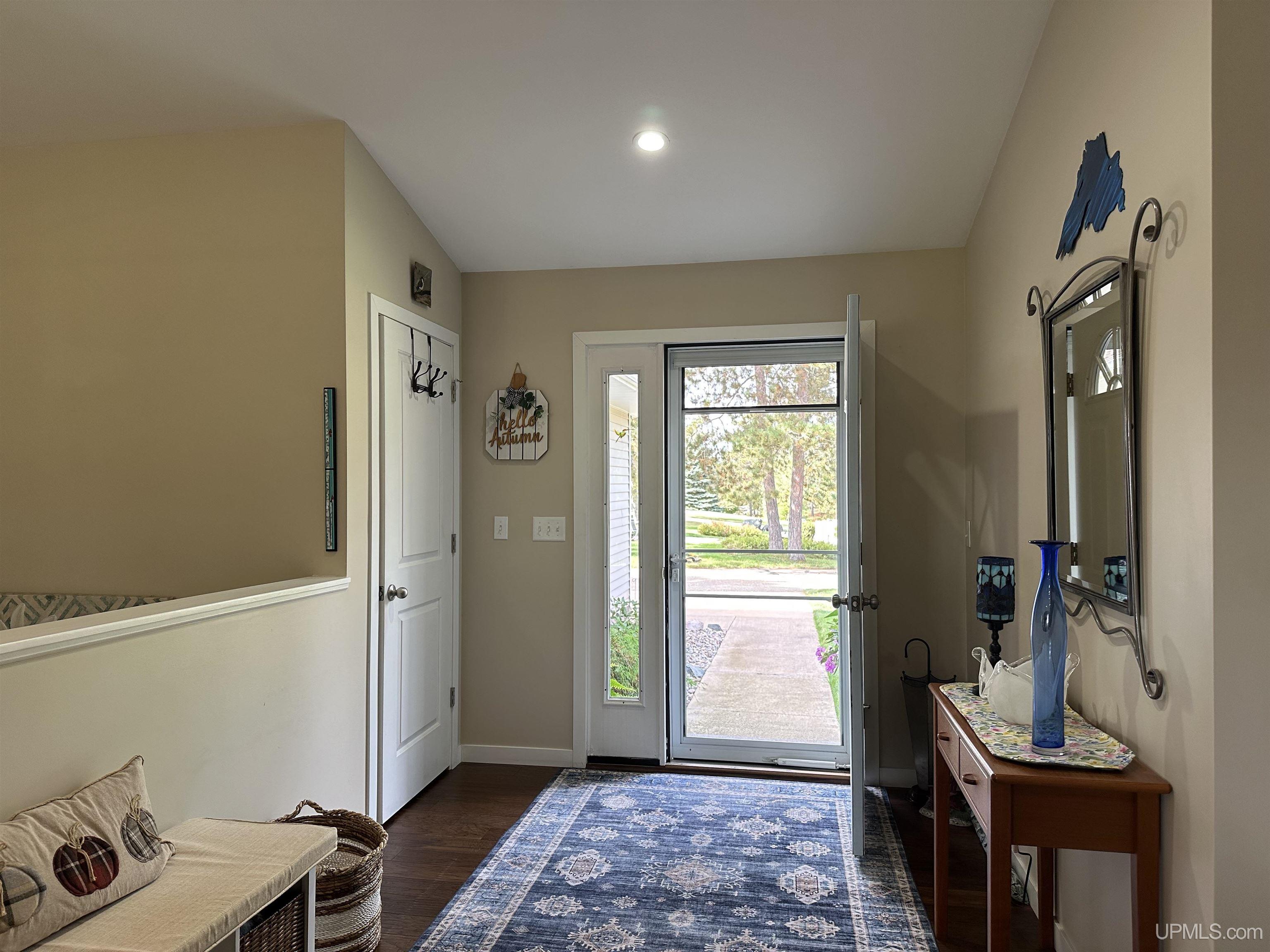 Photo 3 of Single family home for sale at 8 Red Fox Trl Rd, Marquette, MI 49855 | MLS# 50223736 | Listing updated on 2026-10-07