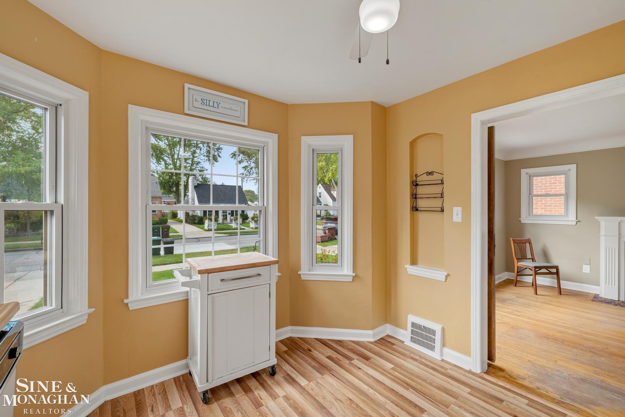 Photo 3 of Single family home for sale at 1242 Roslyn Rd, Grosse Pointe Woods, MI 48236 | MLS# 58050223737 | Listing updated on 2026-10-03