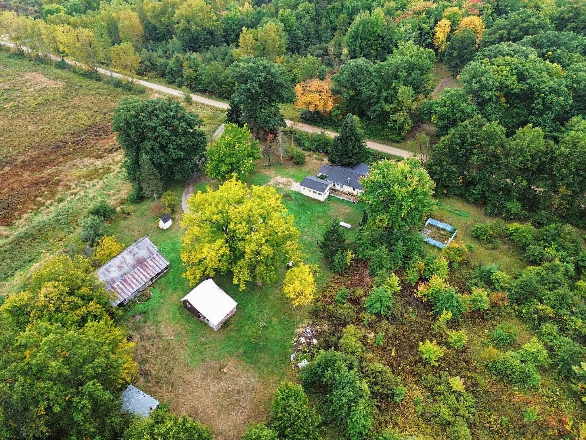 Photo 2 of Single family home for sale at 10505 E Hayes Rd, Ashley, MI 48806 | MLS# 5050223743 | Listing updated on 2026-10-04