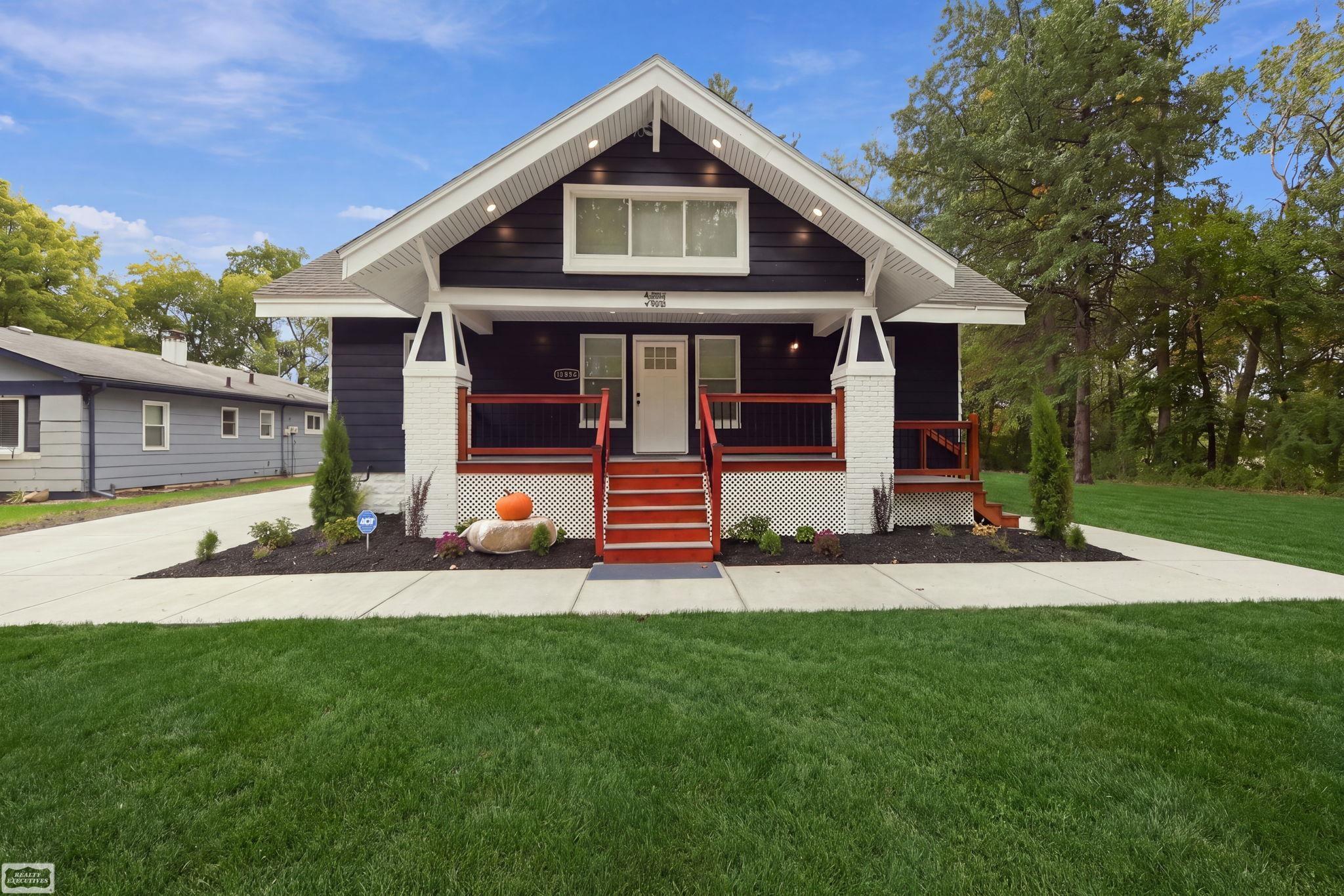 Photo 4 of Single family home for sale at 14632 Oldham St, Taylor, MI 48180 | MLS# 58050223771 | Listing updated on 2026-10-08