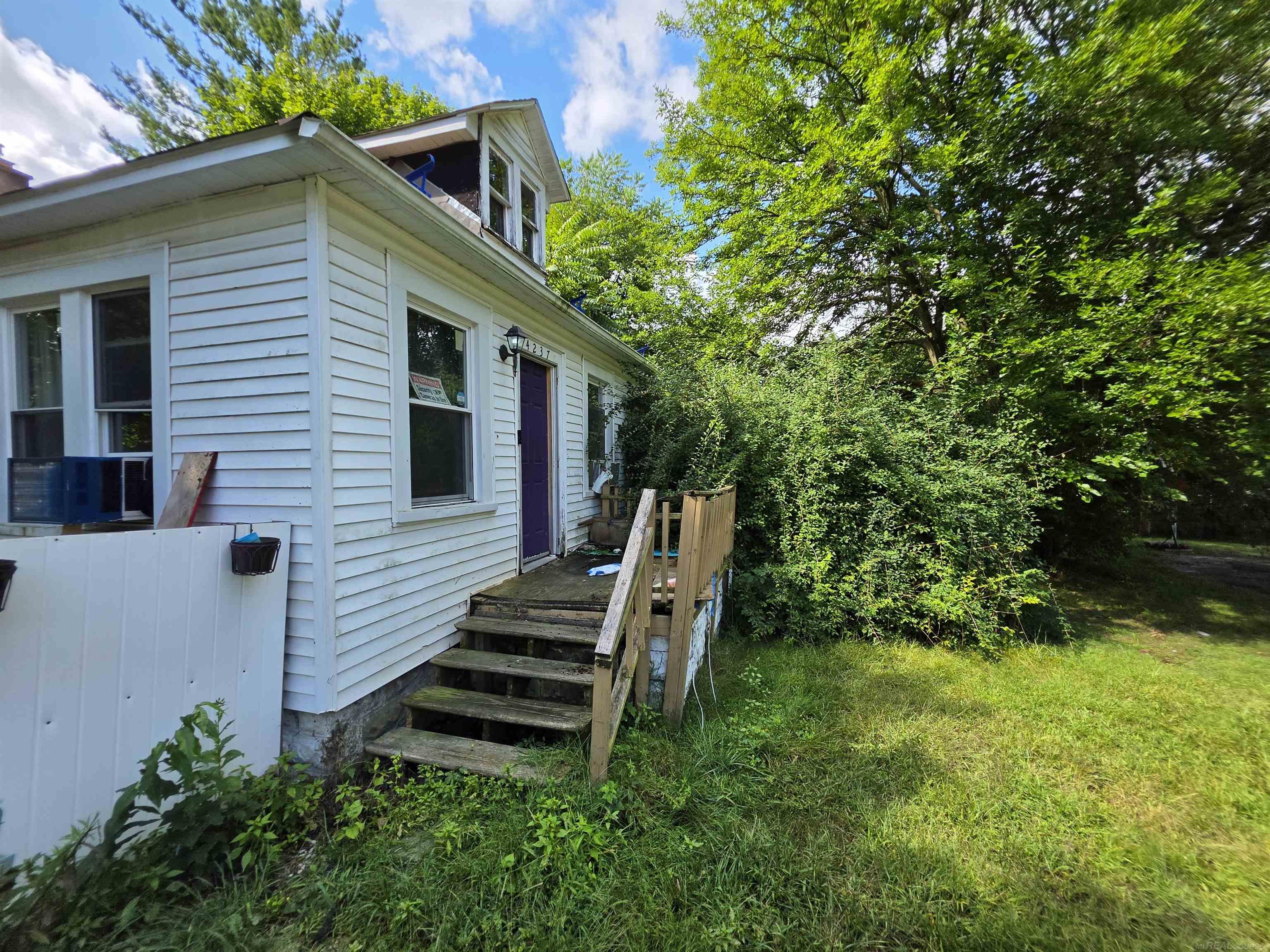 Photo 2 of Single family home for sale at 4237 Wood St, Saginaw, MI 48638 | MLS# 58050223772 | Listing updated on 2026-10-03