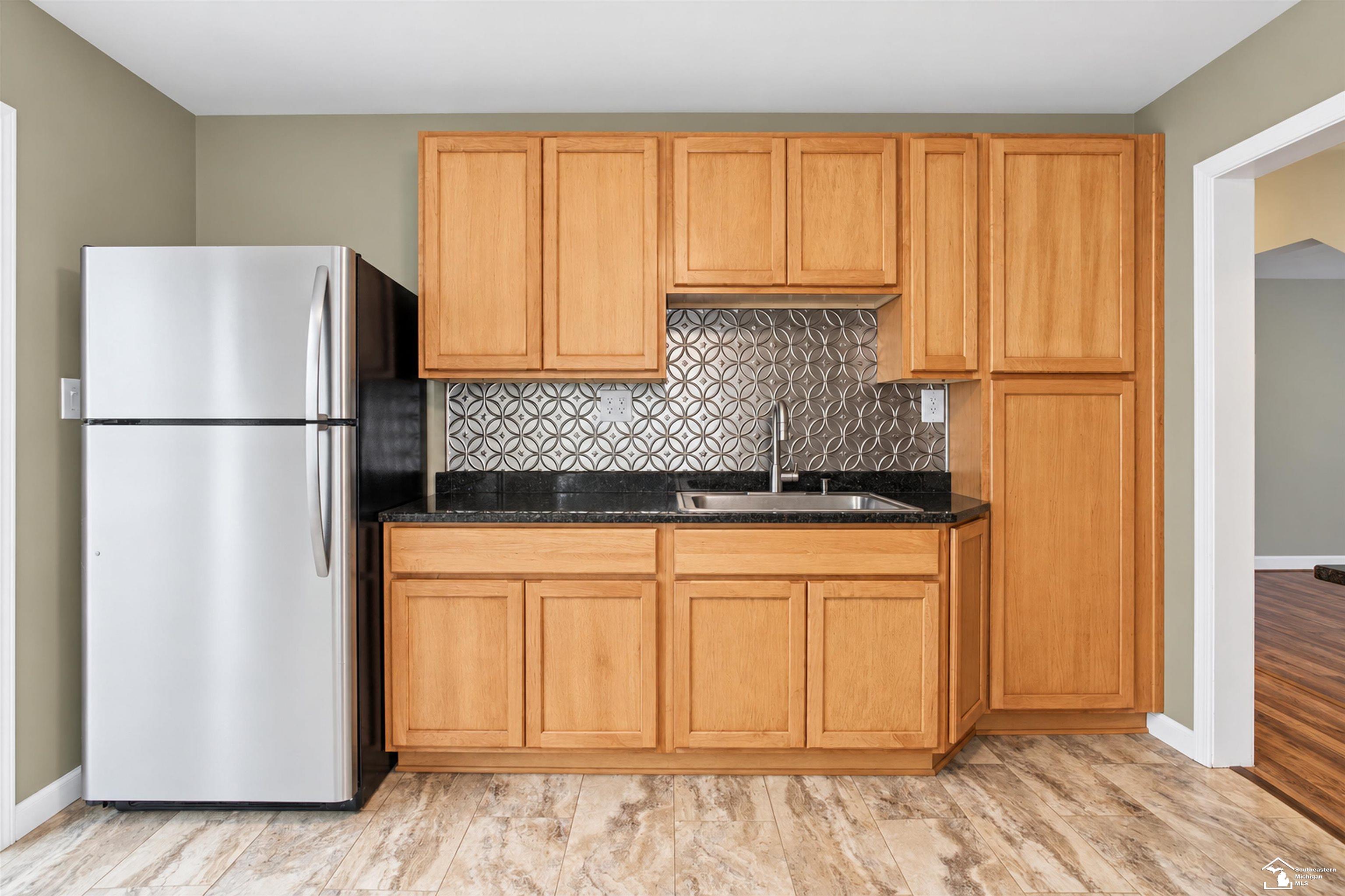 Photo 4 of Single family home for sale at 918 Harbor Ave, Monroe, MI 48162 | MLS# 57050223783 | Listing updated on 2026-10-05