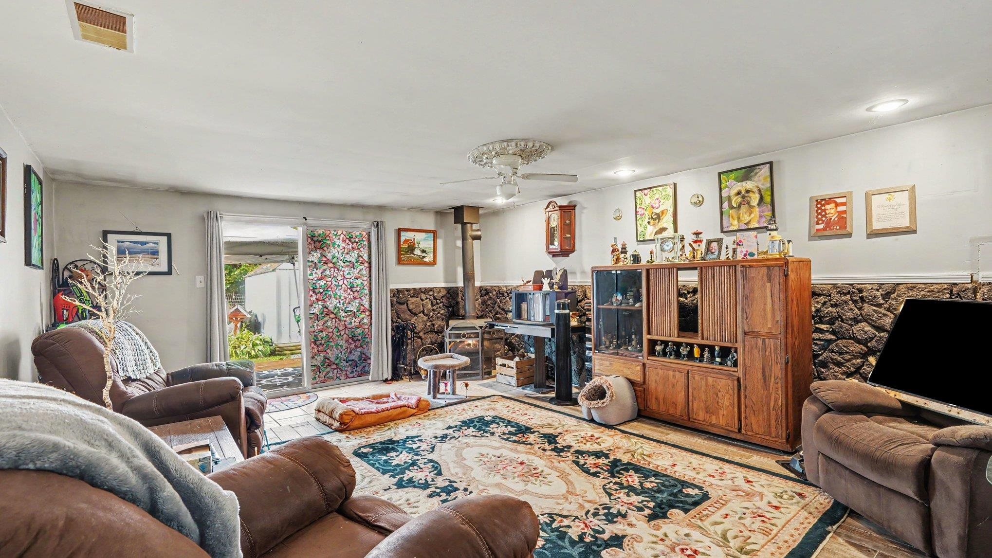 Photo 3 of Single family home for sale at 286 Lagoon Beach Dr, Bay City, MI 48706 | MLS# 5050223804 | Listing updated on 2026-10-05