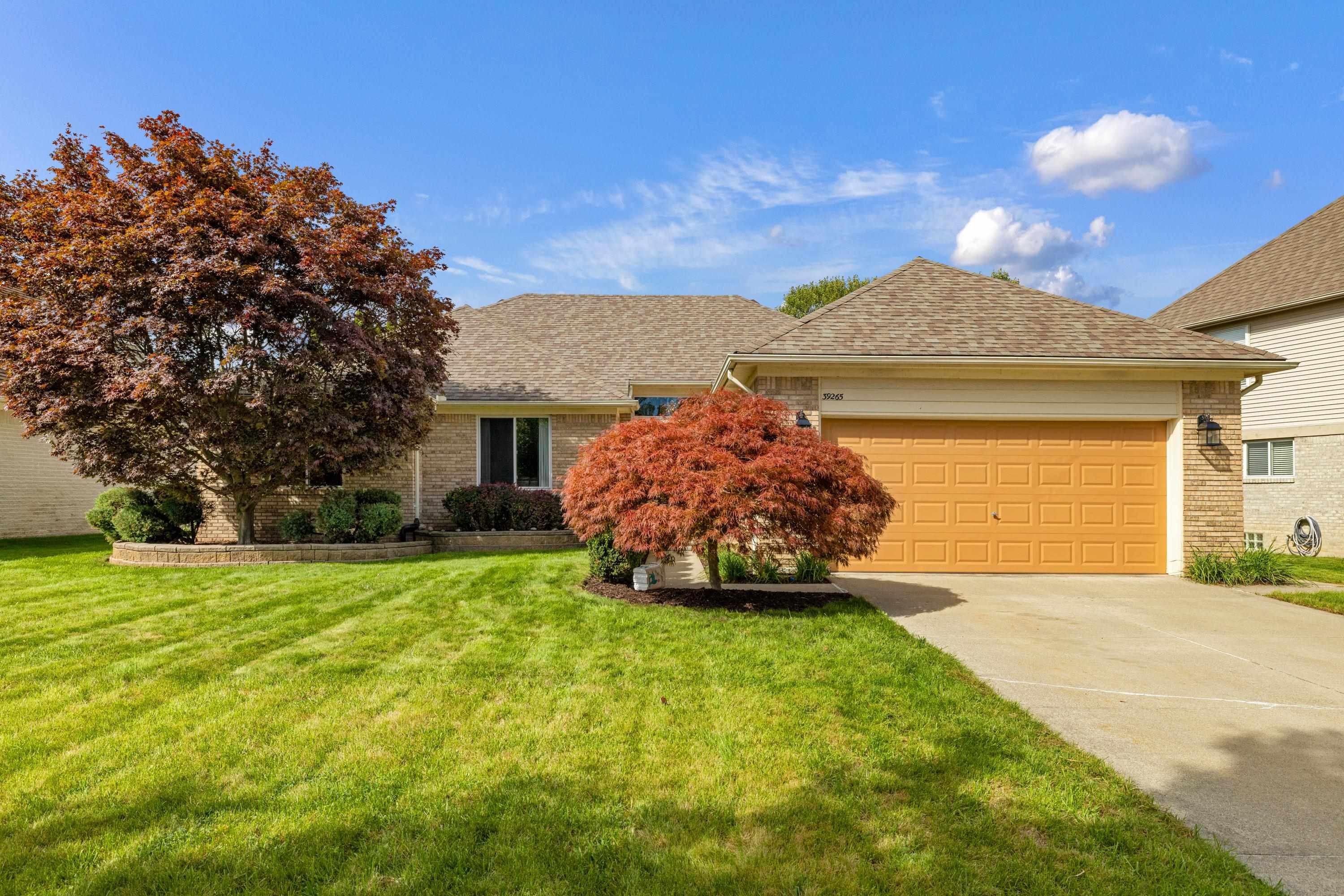 Photo 1 of Single family home for sale at 39265 Canterbury Dr, Harrison Township, MI 48045 | MLS# 58050223807 | Listing updated on 2026-10-07