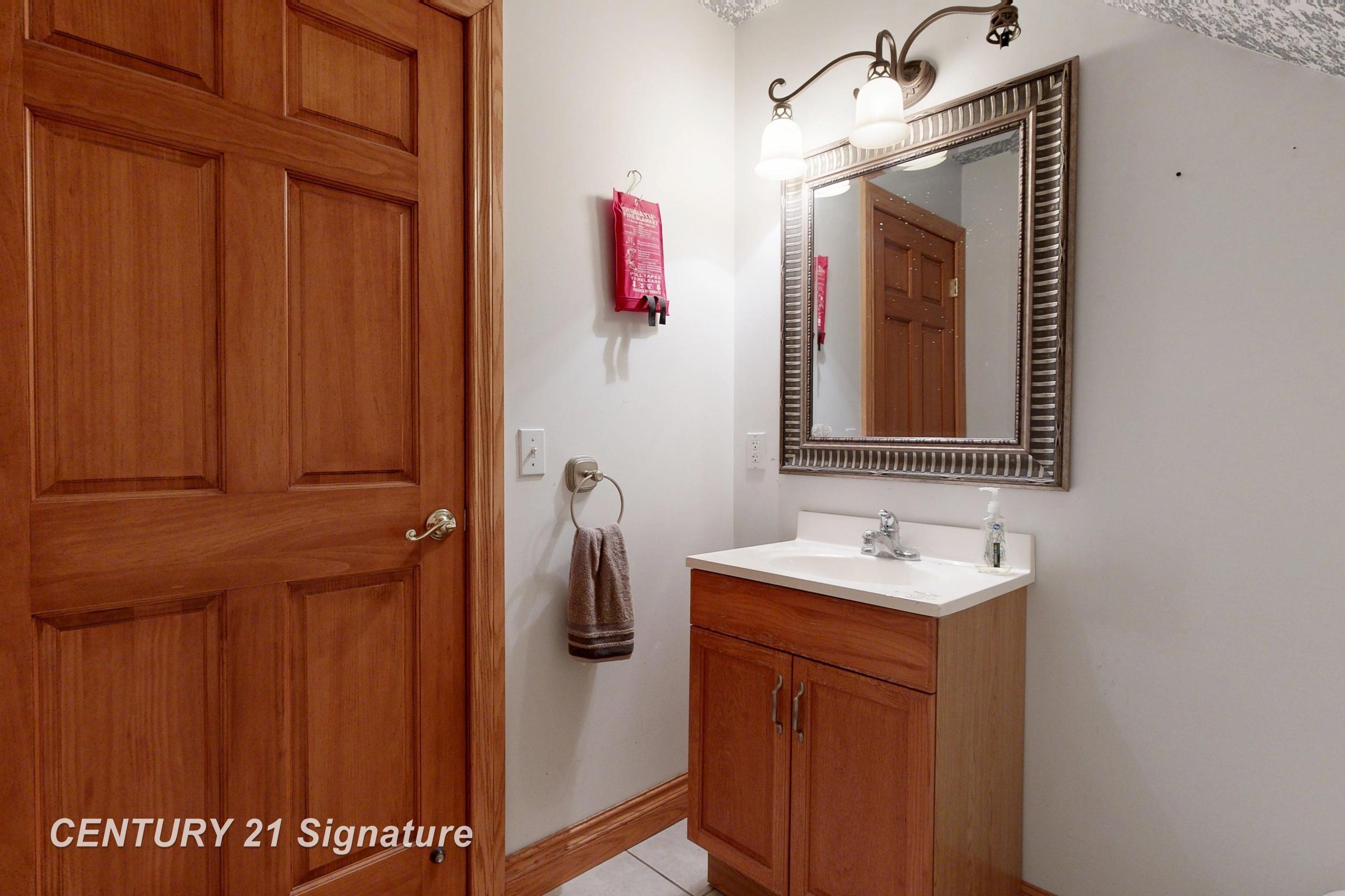 Photo 41 of Single family home for sale at 19422 Stuart Rd, Chesaning, MI 48616 | MLS# 61050223811 | Listing updated on 2026-10-04
