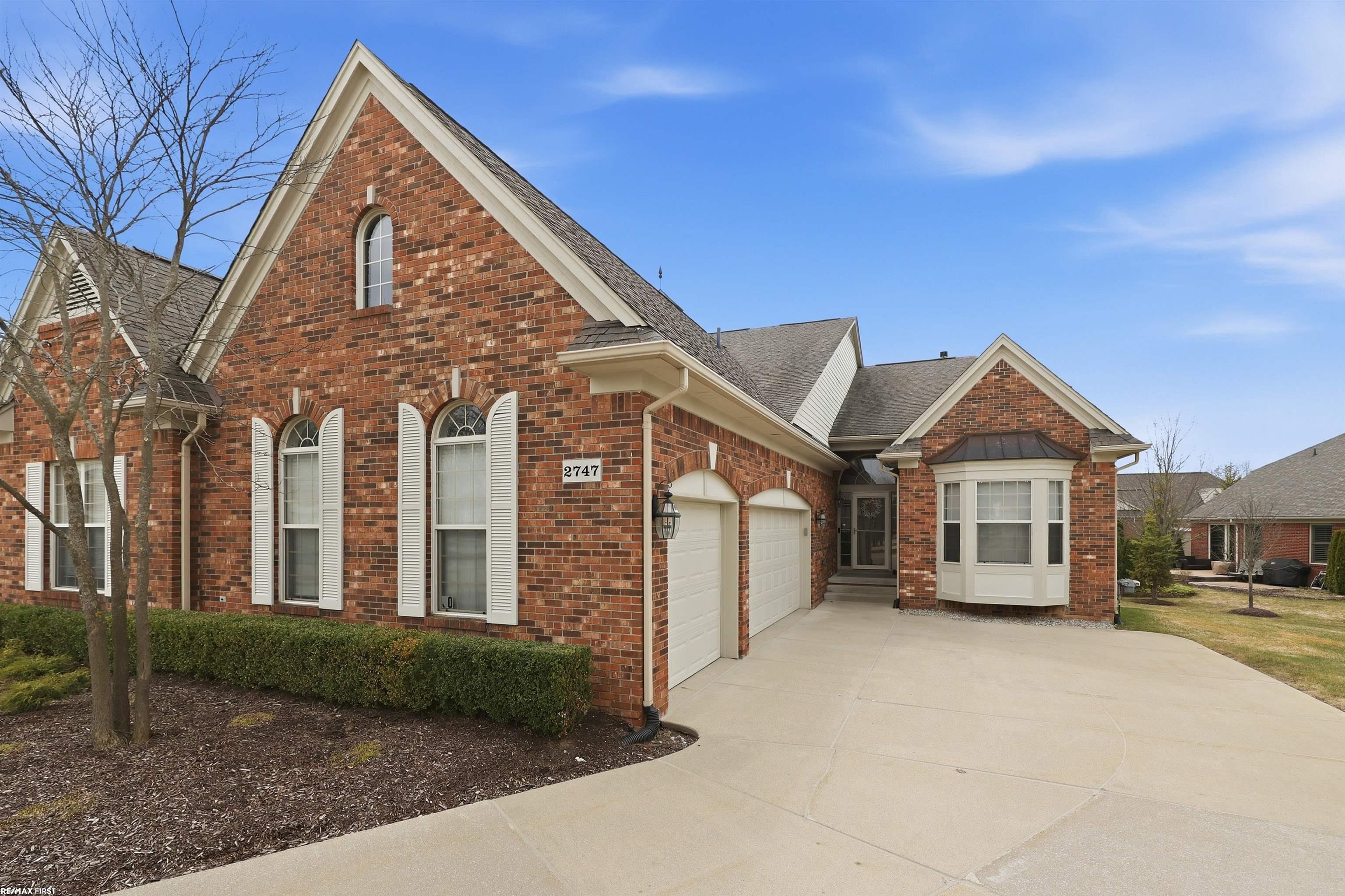 Photo 1 of Condo for sale at 2747 Castlemartin Ct, Oakland Township, MI 48306 | MLS# 58050223814 | Listing updated on 2026-10-05