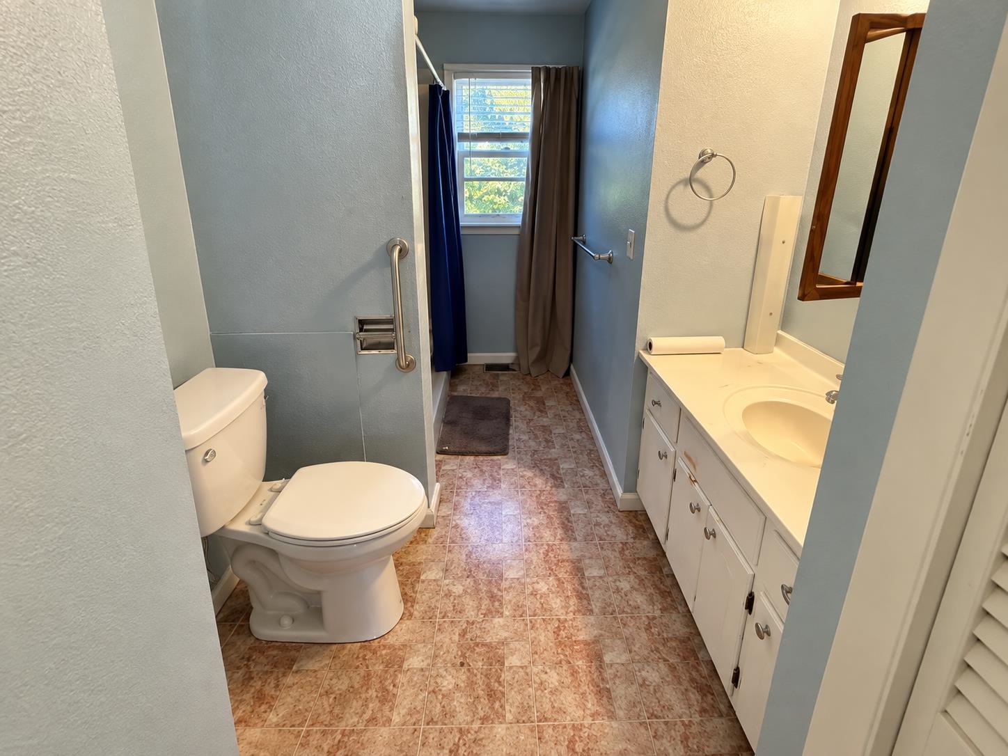Photo 4 of Single family home for sale at 206 S Quarterline Rd, Ashley, MI 48806 | MLS# 5050223815 | Listing updated on 2026-10-05