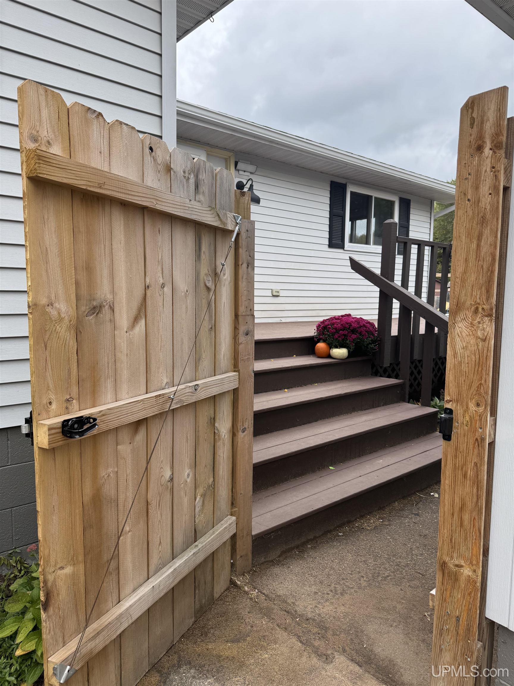 Photo 4 of Single family home for sale at 6565 Us41 Hwy, Marquette, MI 49855 | MLS# 50223823 | Listing updated on 2026-10-05