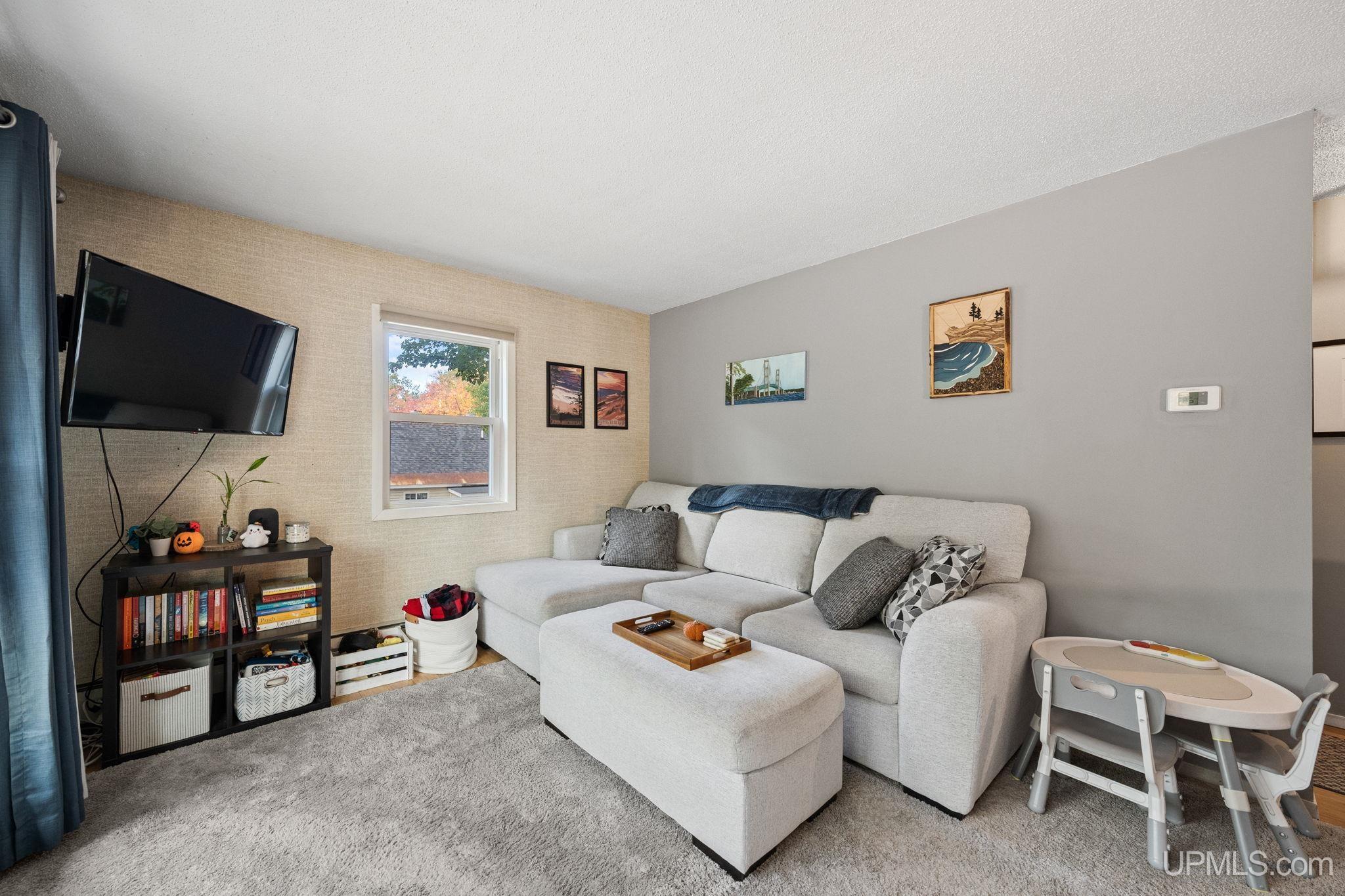 Photo 3 of Single family home for sale at 1510 Woodland Ave, Marquette, MI 49855 | MLS# 50223829 | Listing updated on 2026-10-05
