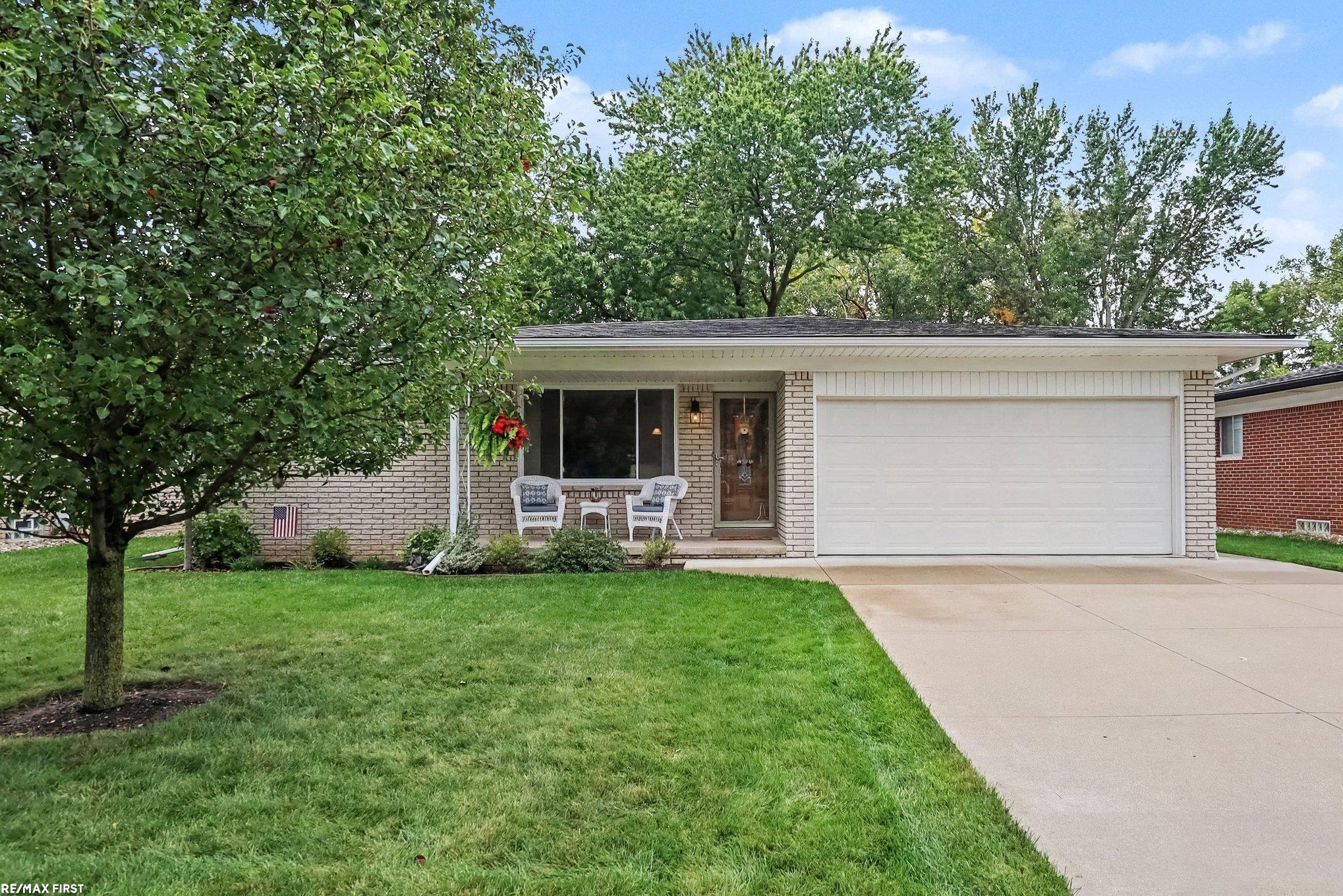 Photo 1 of Single family home for sale at 17512 Contesti Dr, Clinton Township, MI 48035 | MLS# 58050223837 | Listing updated on 2026-10-05