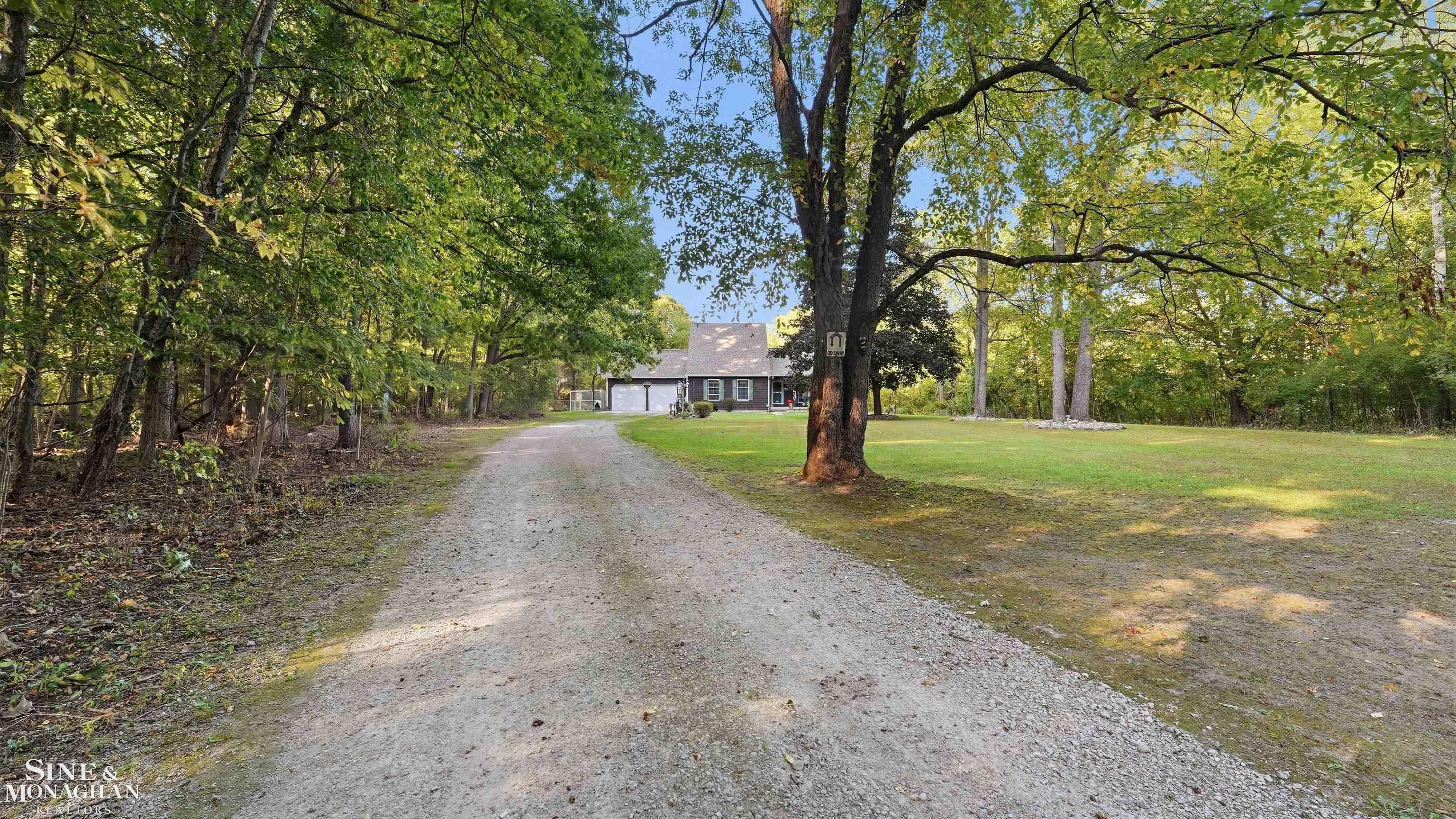 Photo 1 of Single family home for sale at 3333 Berkshire Dr, Port Huron, MI 48060 | MLS# 58050223839 | Listing updated on 2026-10-07