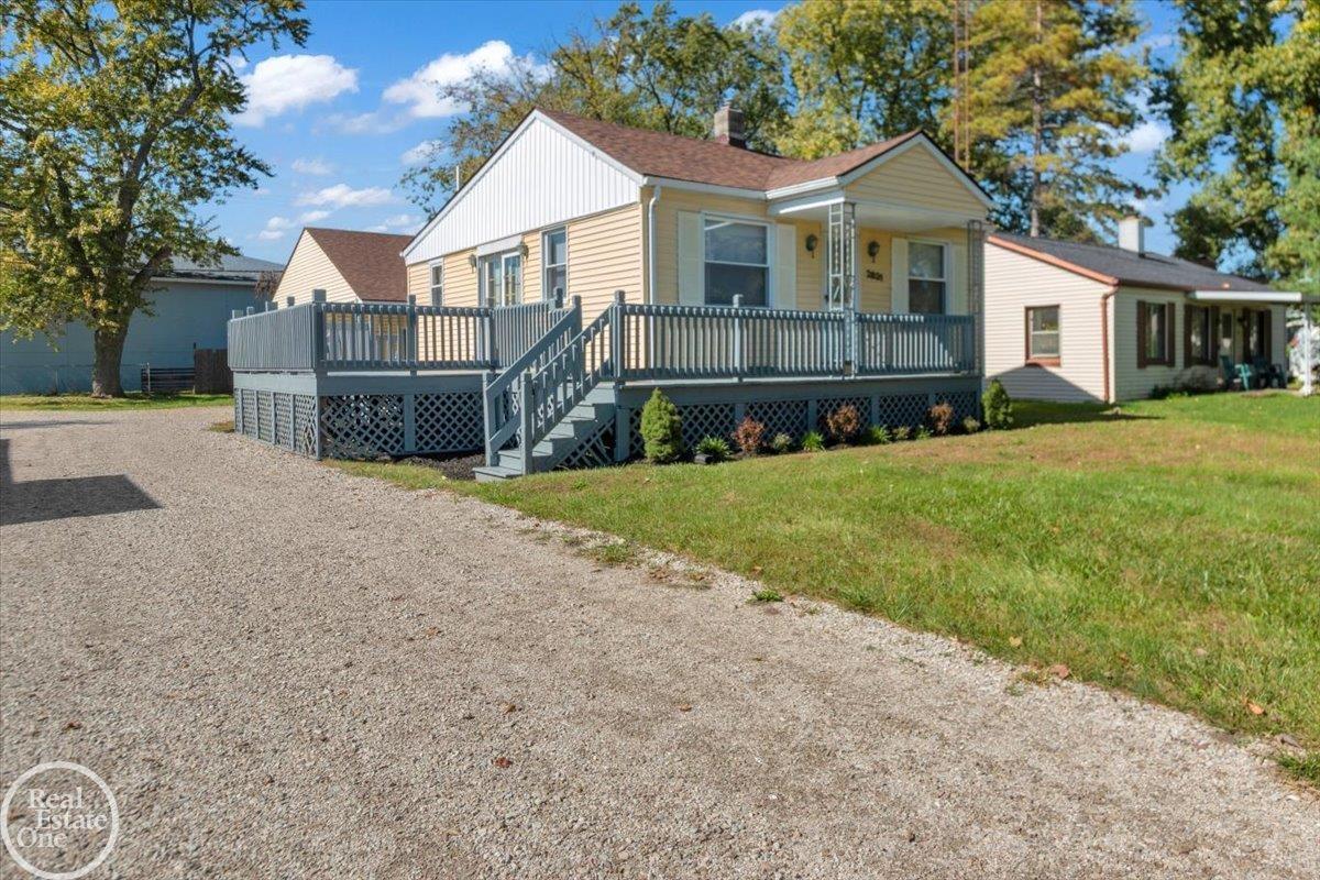 Photo 2 of Single family home for sale at 2631 24th Street, Port Huron, MI 48060 | MLS# 58050223845 | Listing updated on 2026-10-05