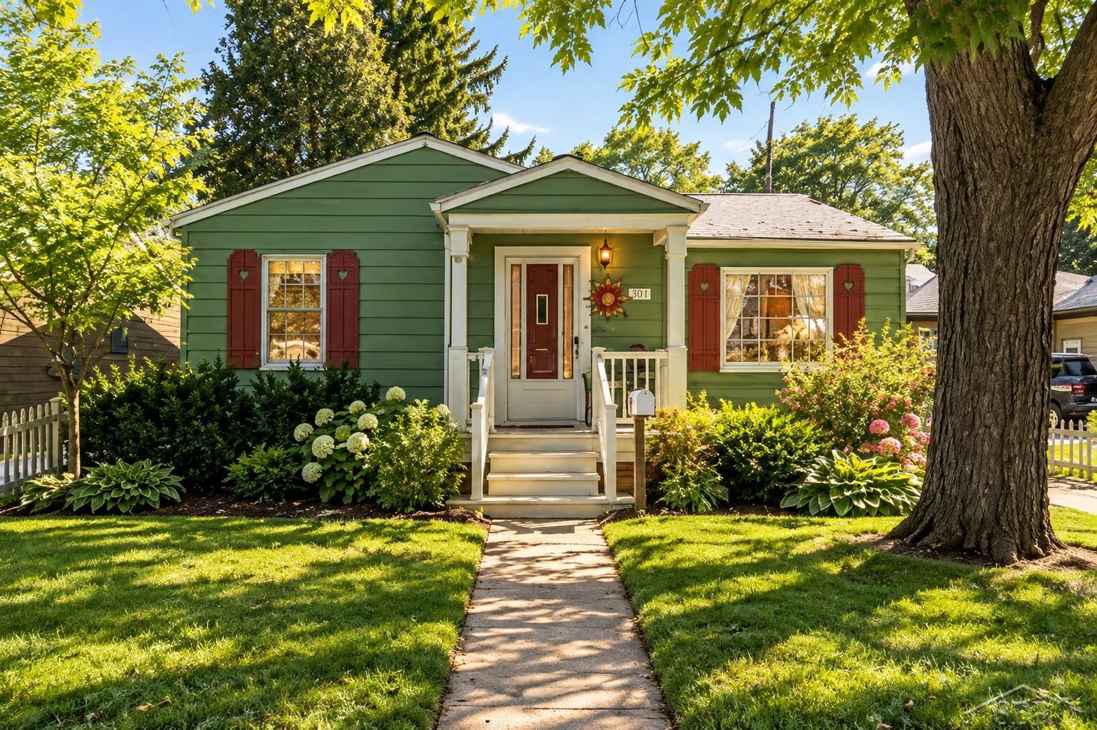 Photo 1 of Single family home for sale at 701 Scheurmann St, Essexville, MI 48732 | MLS# 61050223847 | Listing updated on 2026-10-06