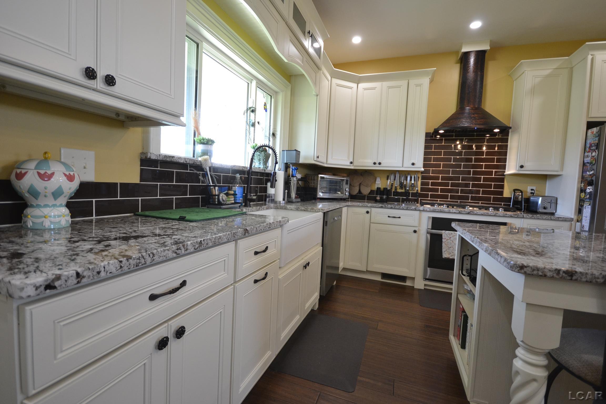 Photo 3 of Single family home for sale at 11230 Tecumseh Macon Rd, Clinton, MI 49236 | MLS# 56050223853 | Listing updated on 2026-10-06