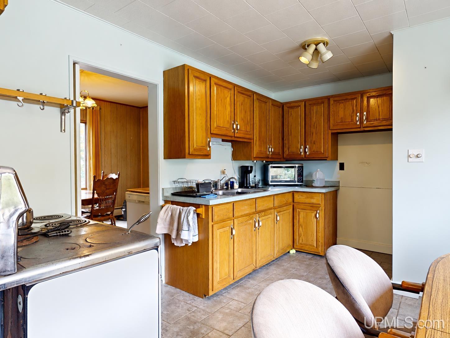 Photo 4 of Single family home for sale at 54499 Cemetery Rd, Calumet, MI 49913 | MLS# 50223870 | Listing updated on 2026-10-07