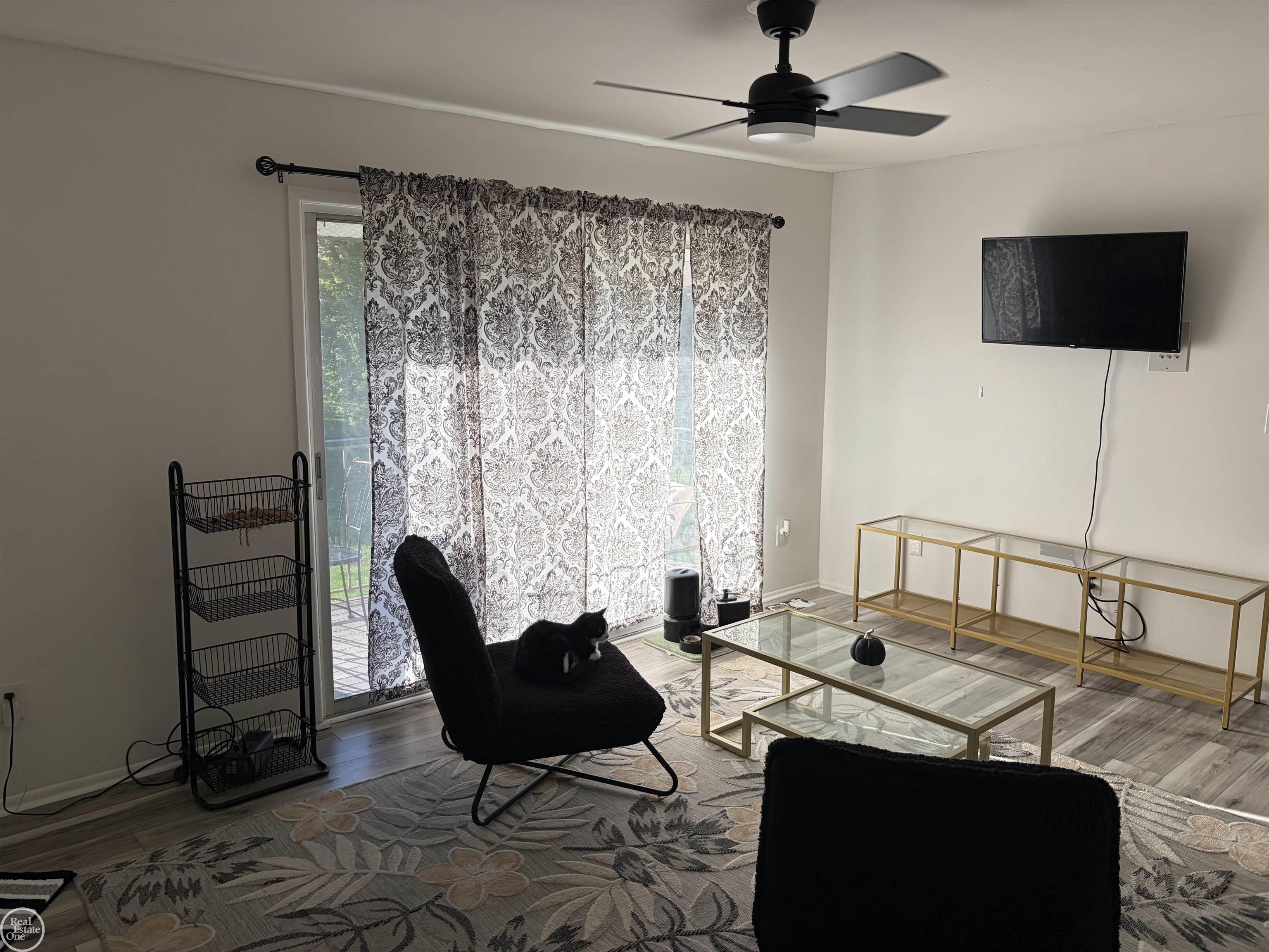 Photo 2 of Condo for sale at 29233 Hayes Rd, Warren, MI 48088 | MLS# 58050223875 | Listing updated on 2026-10-06