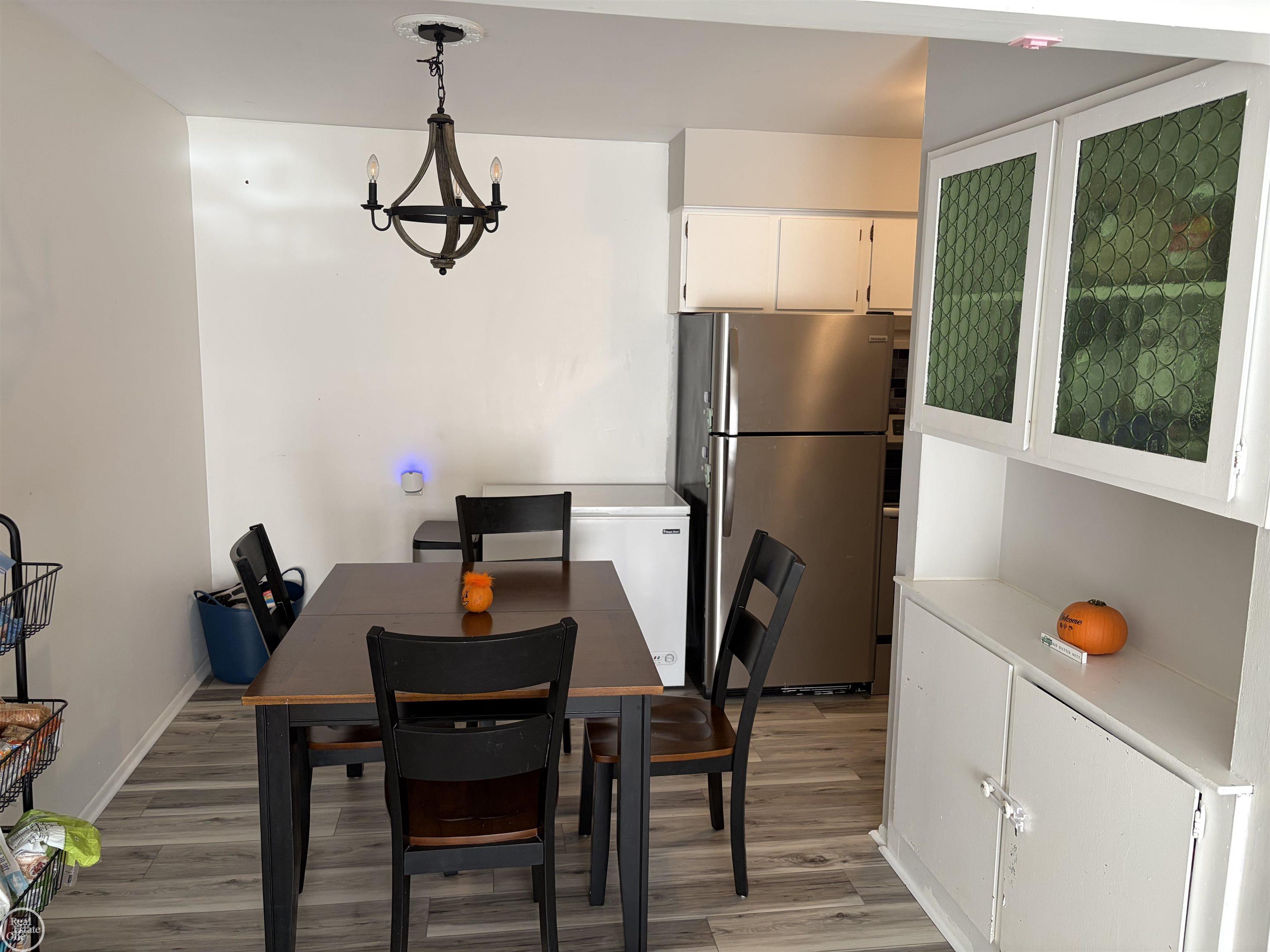 Listing Photo 4 - Condo for sale in building located at 29233 Hayes Rd, Warren, MI 48088