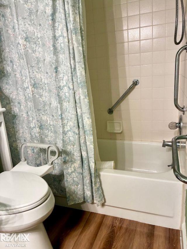 Listing Photo 12 - Condo for sale in building located at 35466 Stillmeadow Ln, Clinton Township, MI 48035