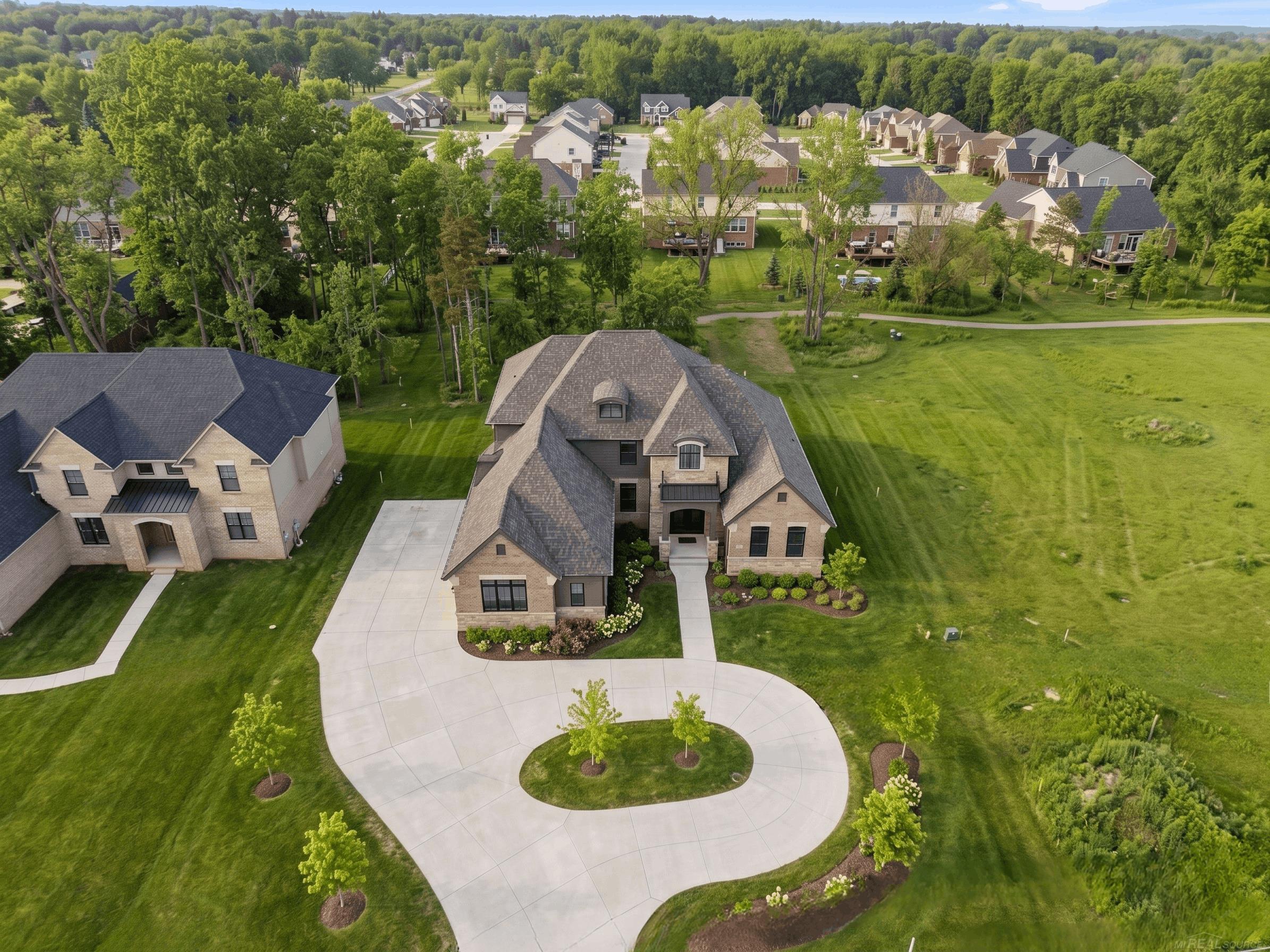 Photo 2 of Single family home for sale at 1055 E Avon Rd, Rochester Hills, MI 48307 | MLS# 58050223886 | Listing updated on 2026-10-06