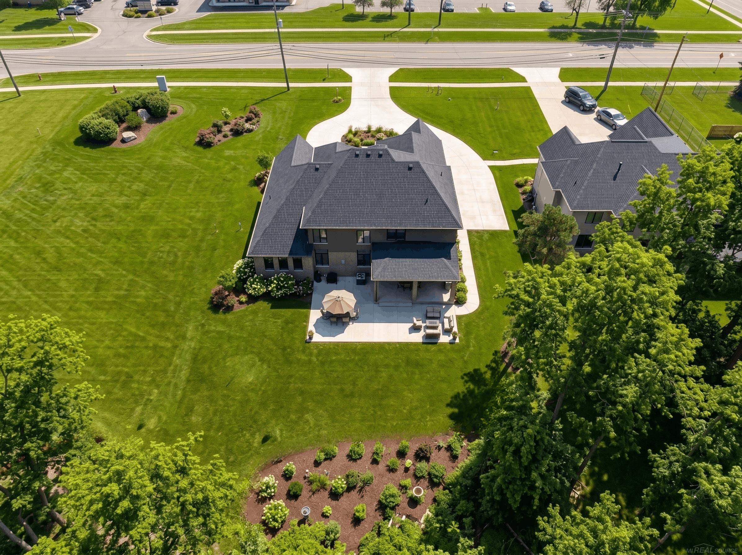 Photo 3 of Single family home for sale at 1055 E Avon Rd, Rochester Hills, MI 48307 | MLS# 58050223886 | Listing updated on 2026-10-06