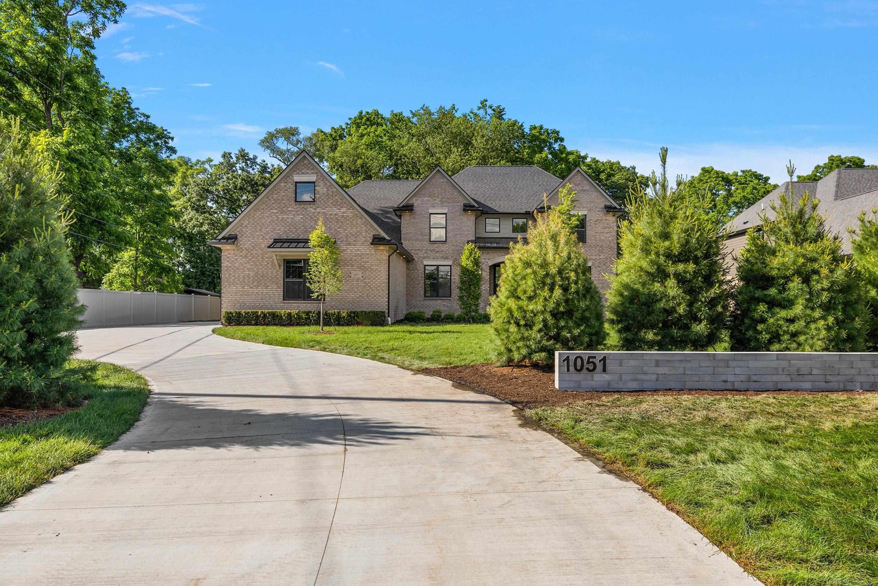 Photo 3 of Single family home for sale at 1051 E Avon Rd, Rochester Hills, MI 48307 | MLS# 58050223887 | Listing updated on 2026-10-06