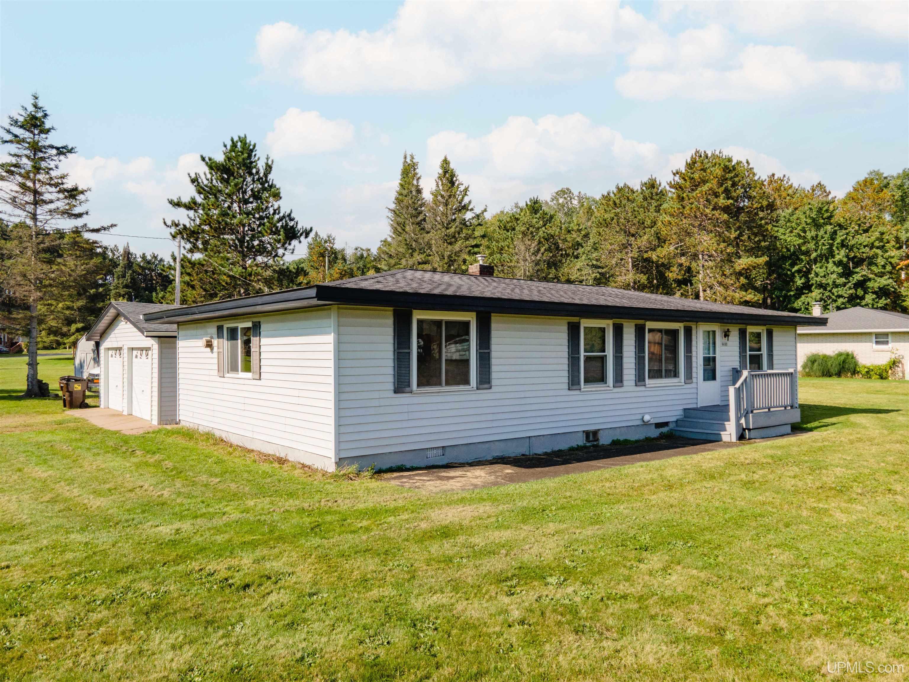 Photo 1 of Single family home for sale at 4105 Us2 Hwy, Iron River, MI 49935 | MLS# 50223895 | Listing updated on 2026-10-05
