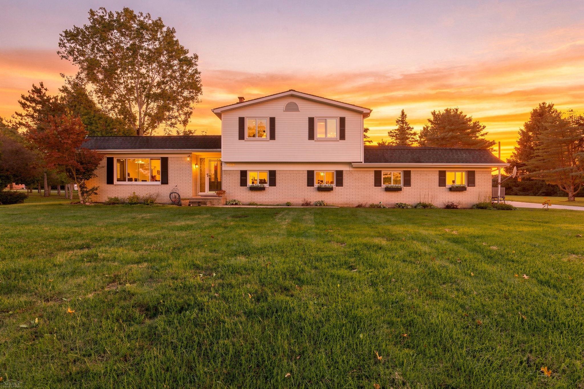 Photo 1 of Single family home for sale at 3423 Burwood Ln, Highland, MI 48357 | MLS# 58050223903 | Listing updated on 2026-10-06