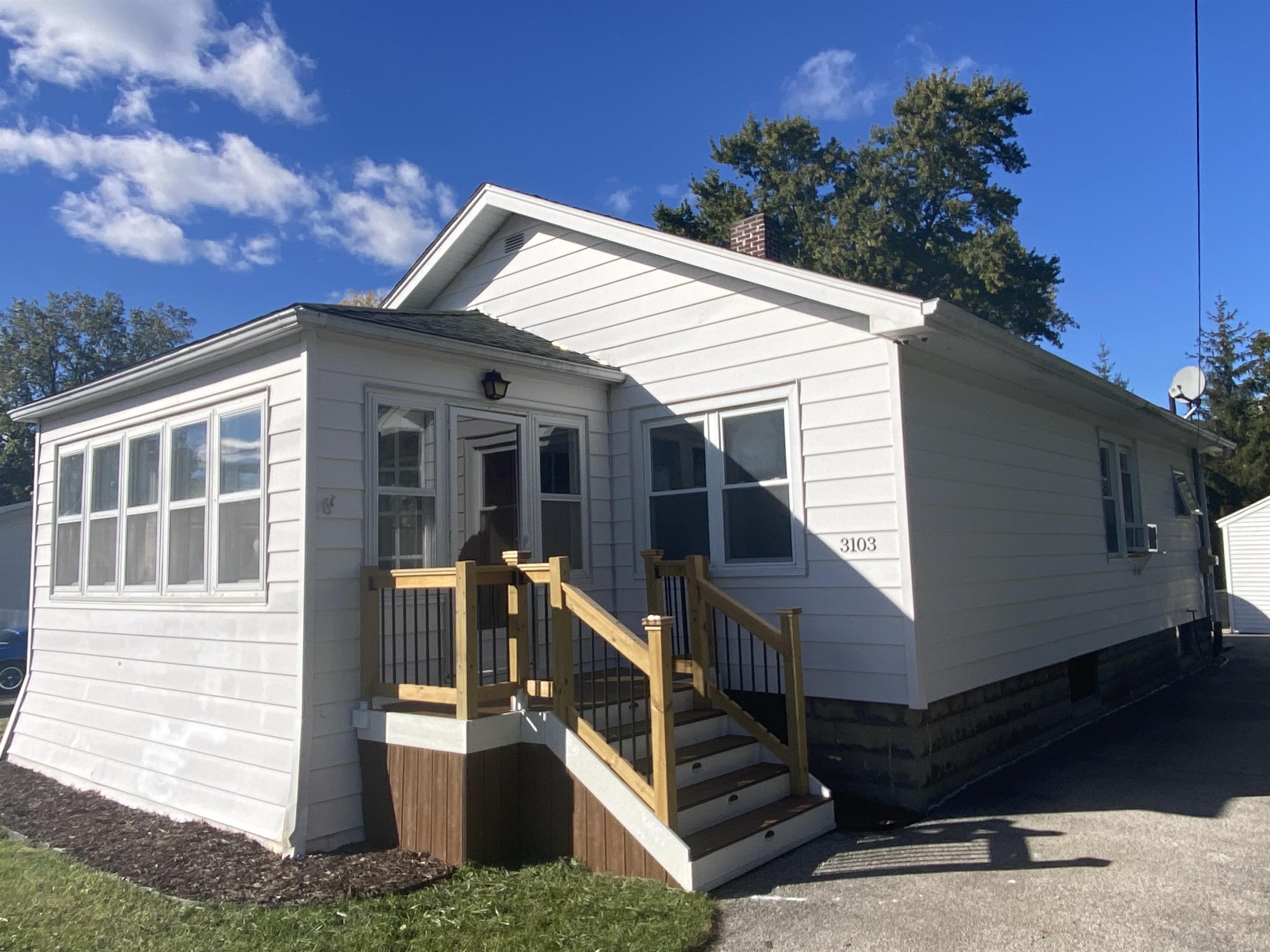 Photo 2 of Single family home for sale at 3103 E Fisher Rd, Bay City, MI 48706 | MLS# 50223904 | Listing updated on 2026-10-06
