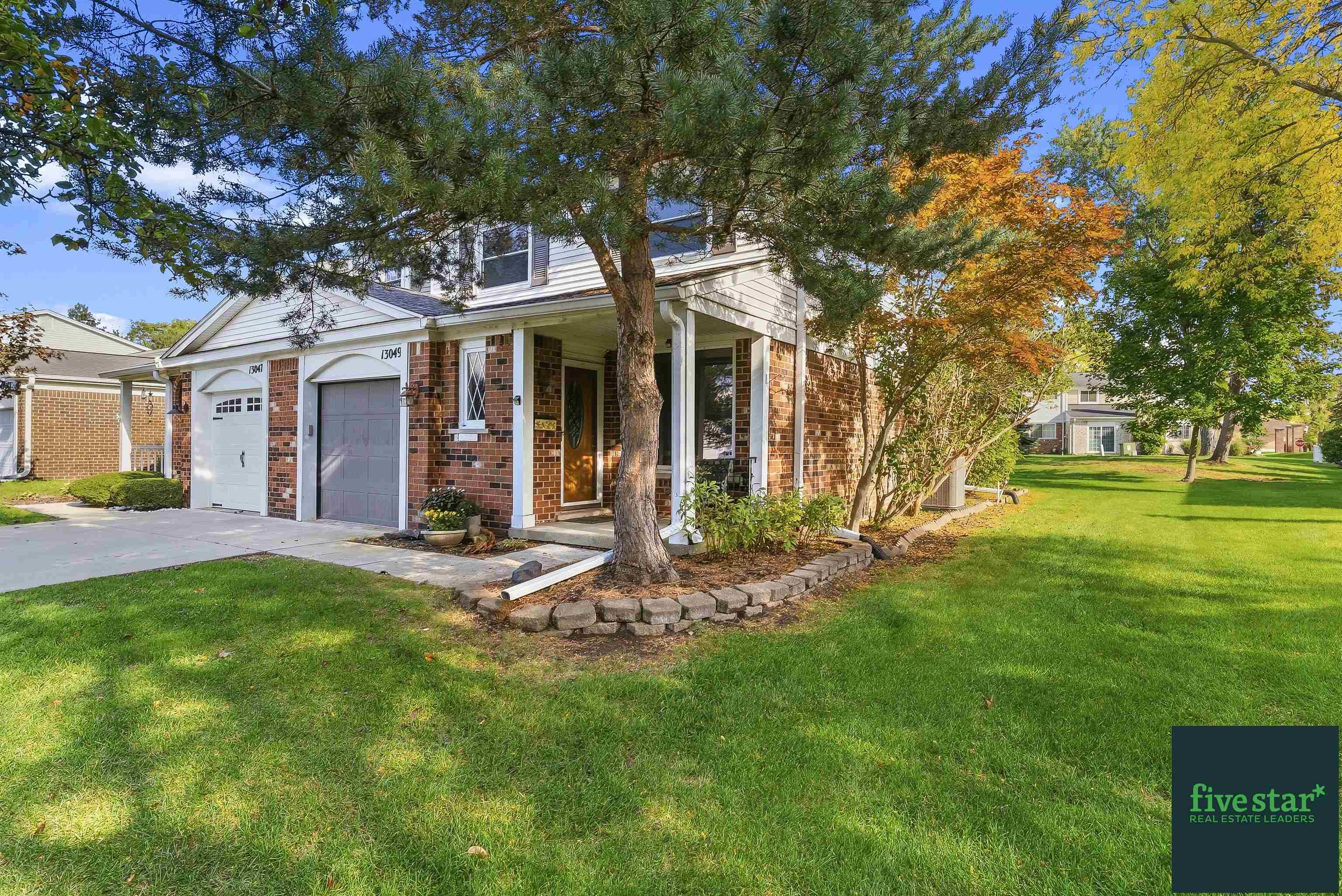 Photo 3 of Condo for sale at 13049 Lockmoor Dr, Grand Blanc, MI 48439 | MLS# 5050223909 | Listing updated on 2026-10-06