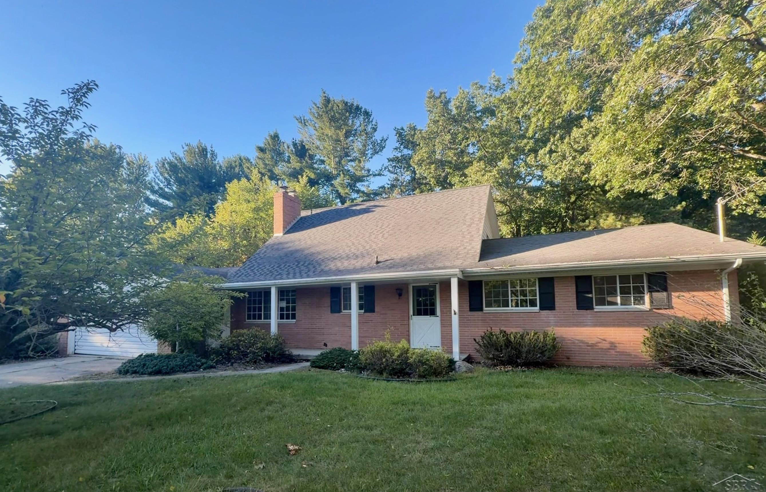 Photo 1 of Single family home for sale at 5930 Birchcrest Dr, Saginaw, MI 48638 | MLS# 61050223911 | Listing updated on 2026-10-06