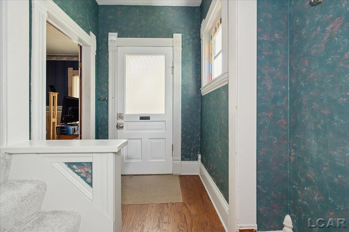 Photo 4 of Single family home for sale at 611 State St, Adrian, MI 49221 | MLS# 56050223914 | Listing updated on 2026-10-06