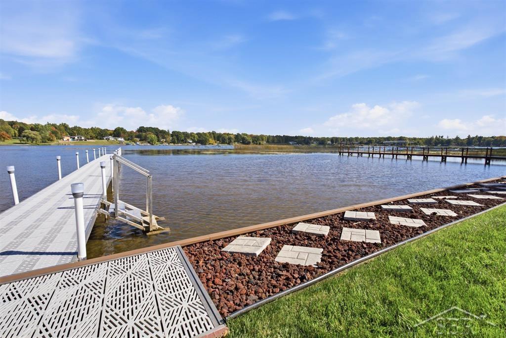 Photo 4 of Single family home for sale at 4830 N Verity Ct, Sanford, MI 48657 | MLS# 61050223943 | Listing updated on 2026-10-06