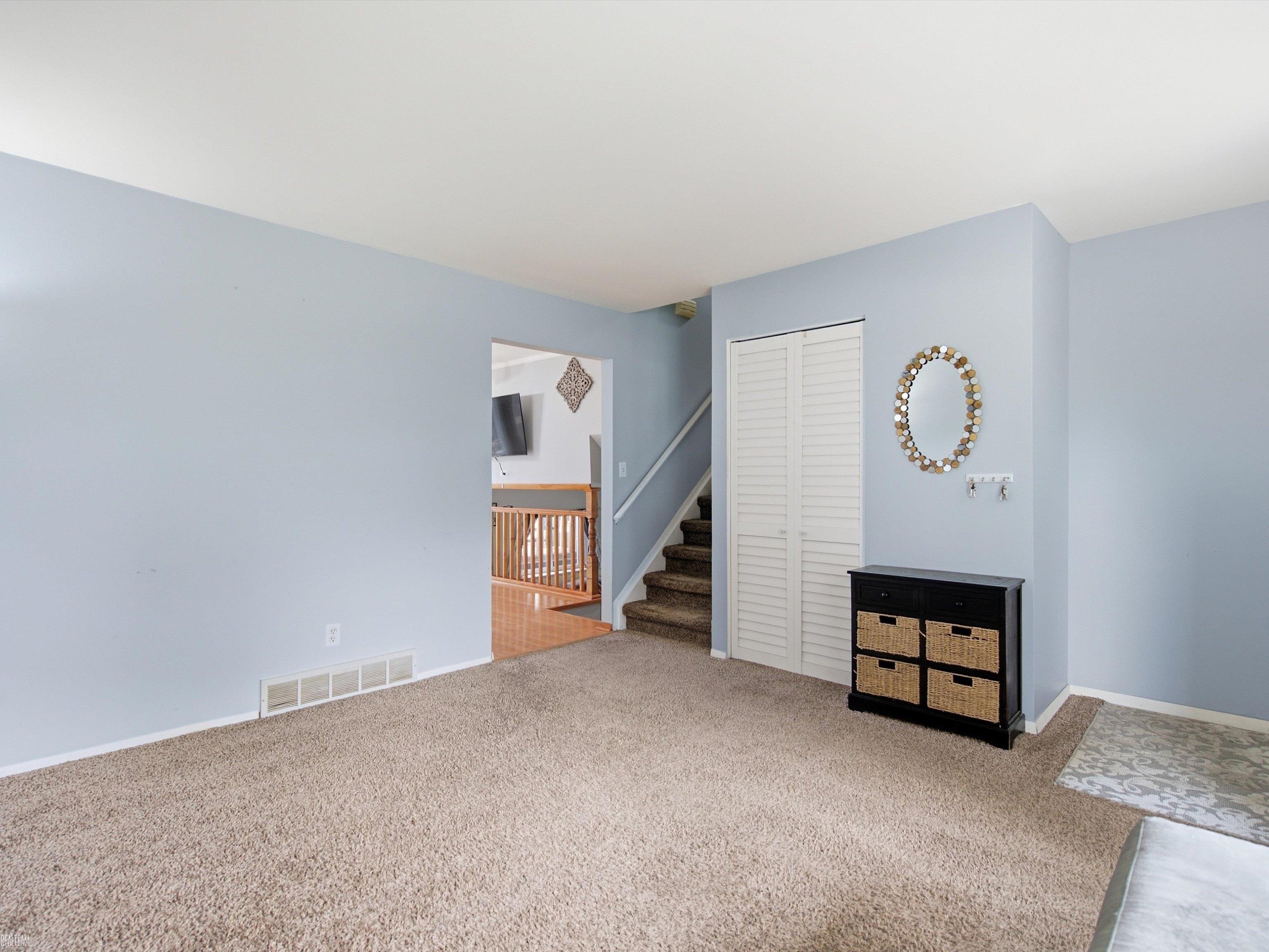 Photo 3 of Single family home for sale at 39639 Chart St, Harrison Township, MI 48045 | MLS# 58050223963 | Listing updated on 2026-10-06