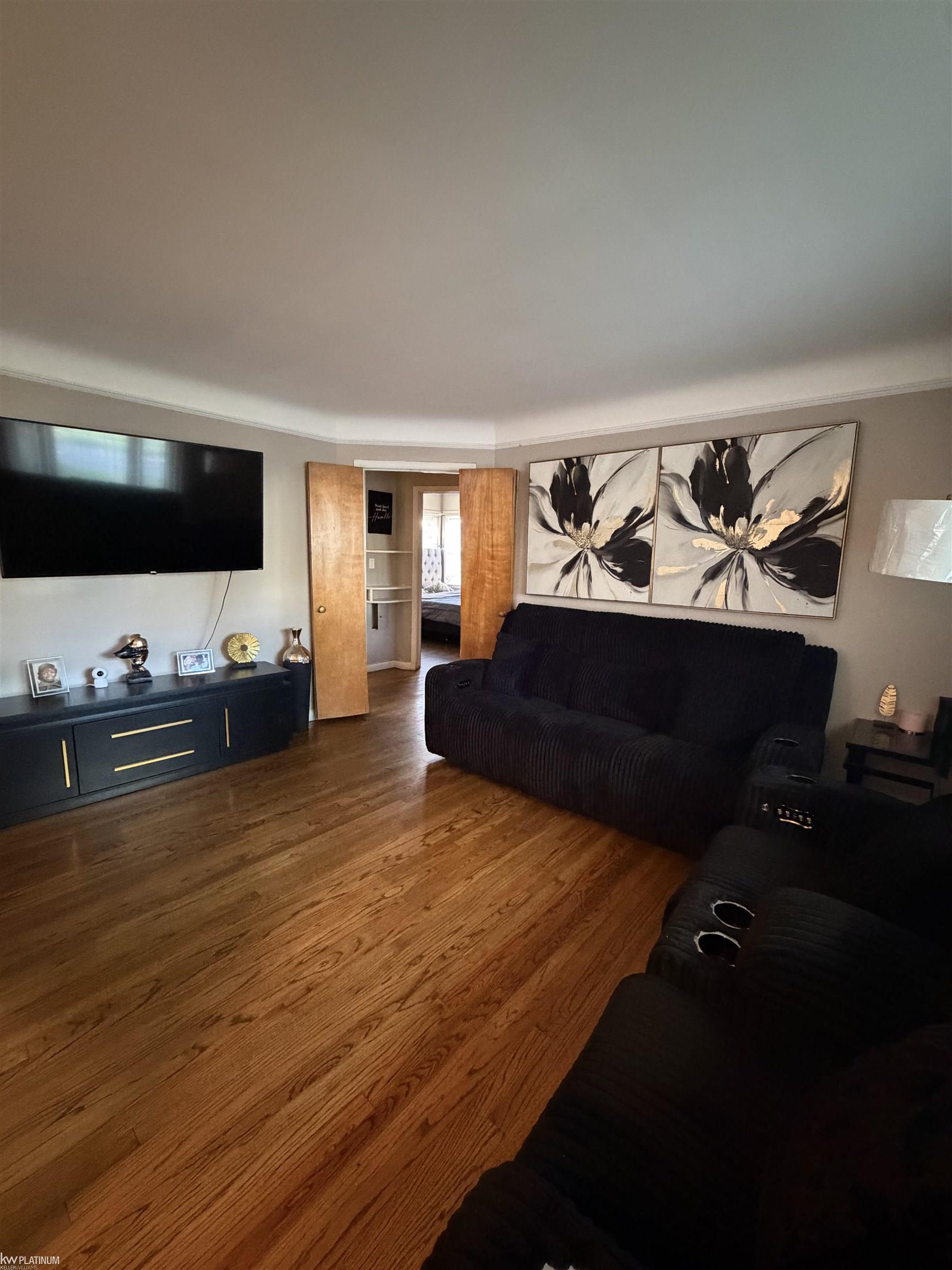 Photo 2 of Single family home for sale at 17311 Olympia St, Redford, MI 48240 | MLS# 58050223989 | Listing updated on 2026-10-06