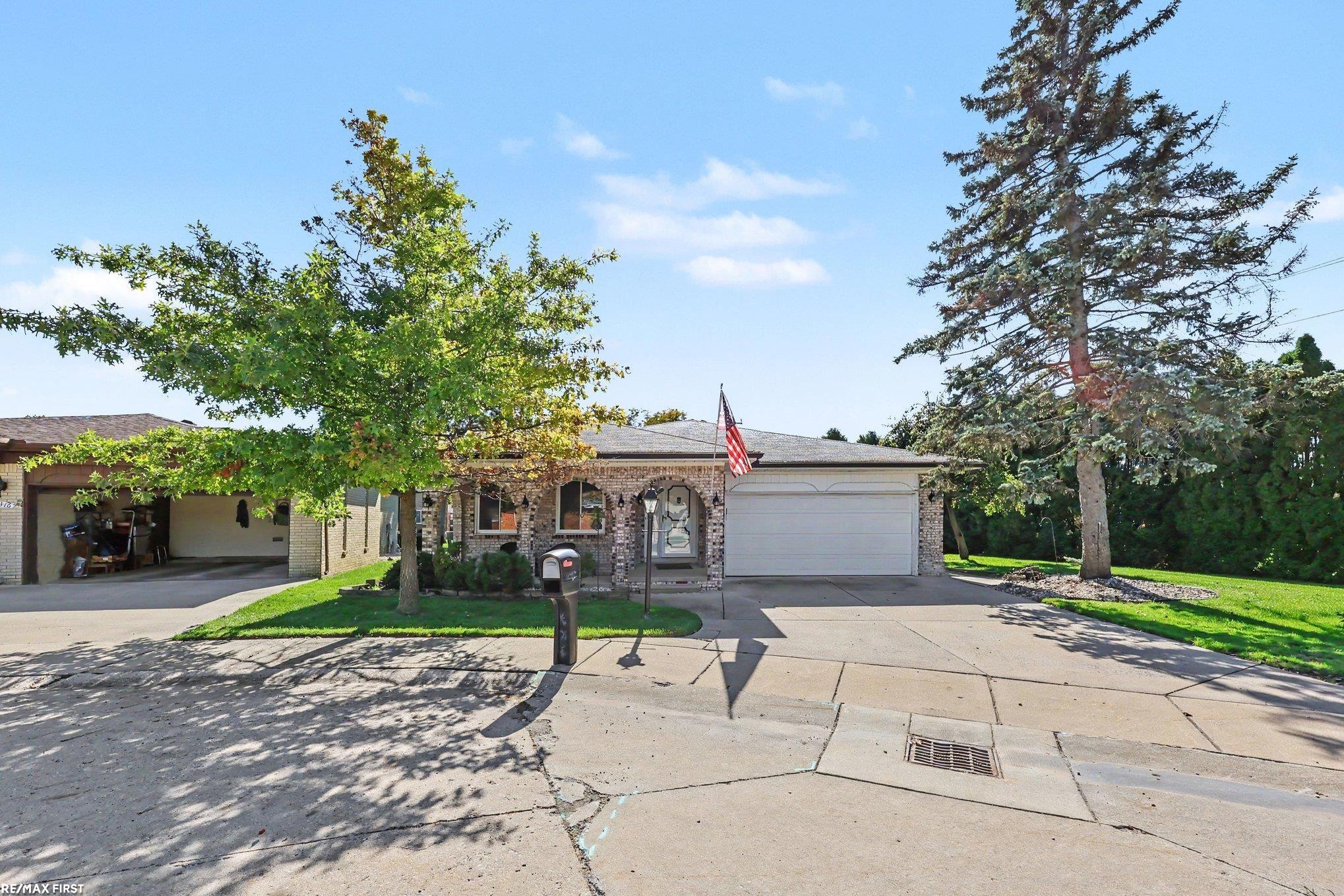 Photo 1 of Condo for sale at 16306 E Hill Dr, Macomb, MI 48044 | MLS# 58050224000 | Listing updated on 2026-10-06