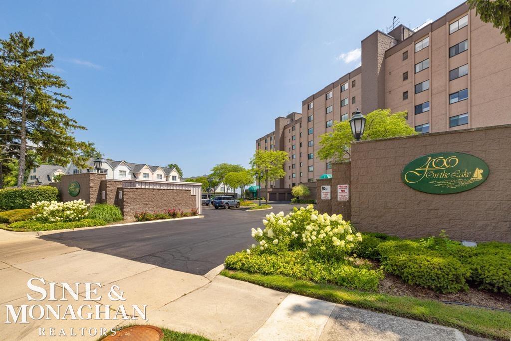 Photo 2 of Condo for sale at 34432 Jefferson Ave #6, Harrison Township, MI 48045 | MLS# 50224001 | Listing updated on 2026-10-06