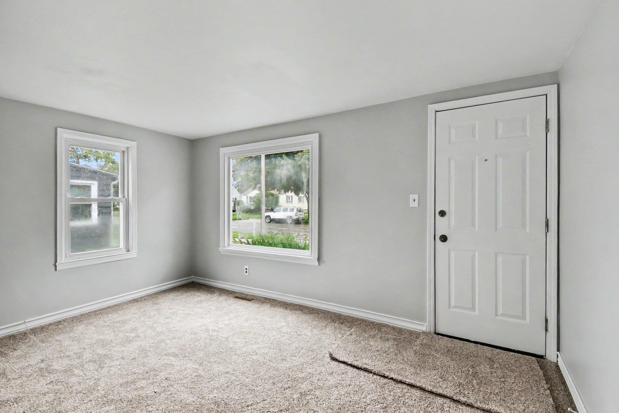 Photo 2 of Single family home for sale at 1607 S Farragut St, Bay City, MI 48708 | MLS# 5050224017 | Listing updated on 2026-10-06