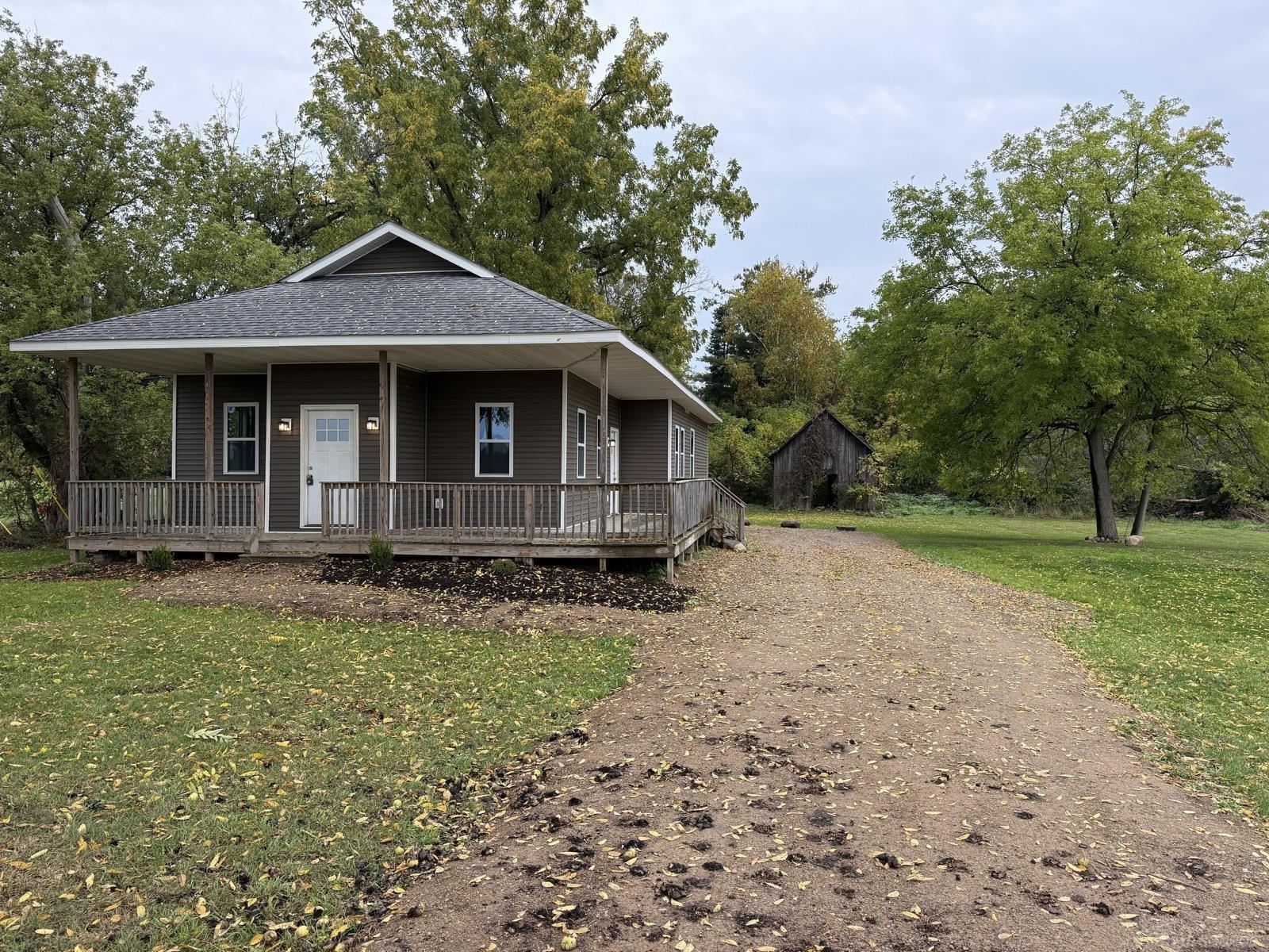 Photo 1 of Single family home for sale at 3985 Newark Rd, Attica, MI 48412 | MLS# 58050224027 | Listing updated on 2026-10-06