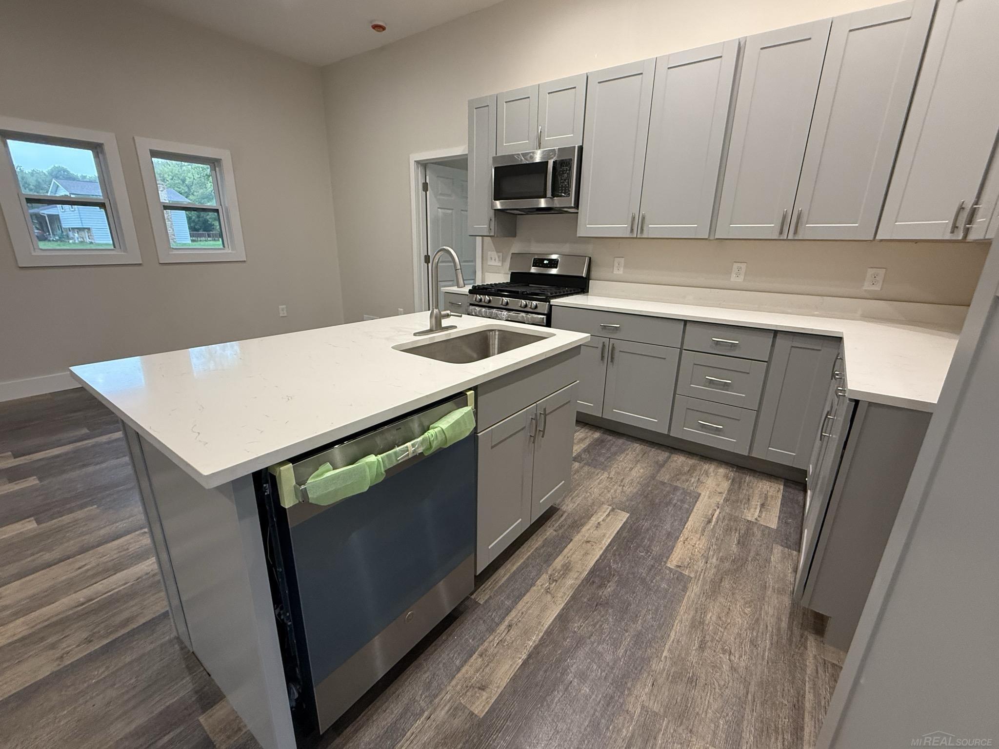3985 Newark Road photo 4