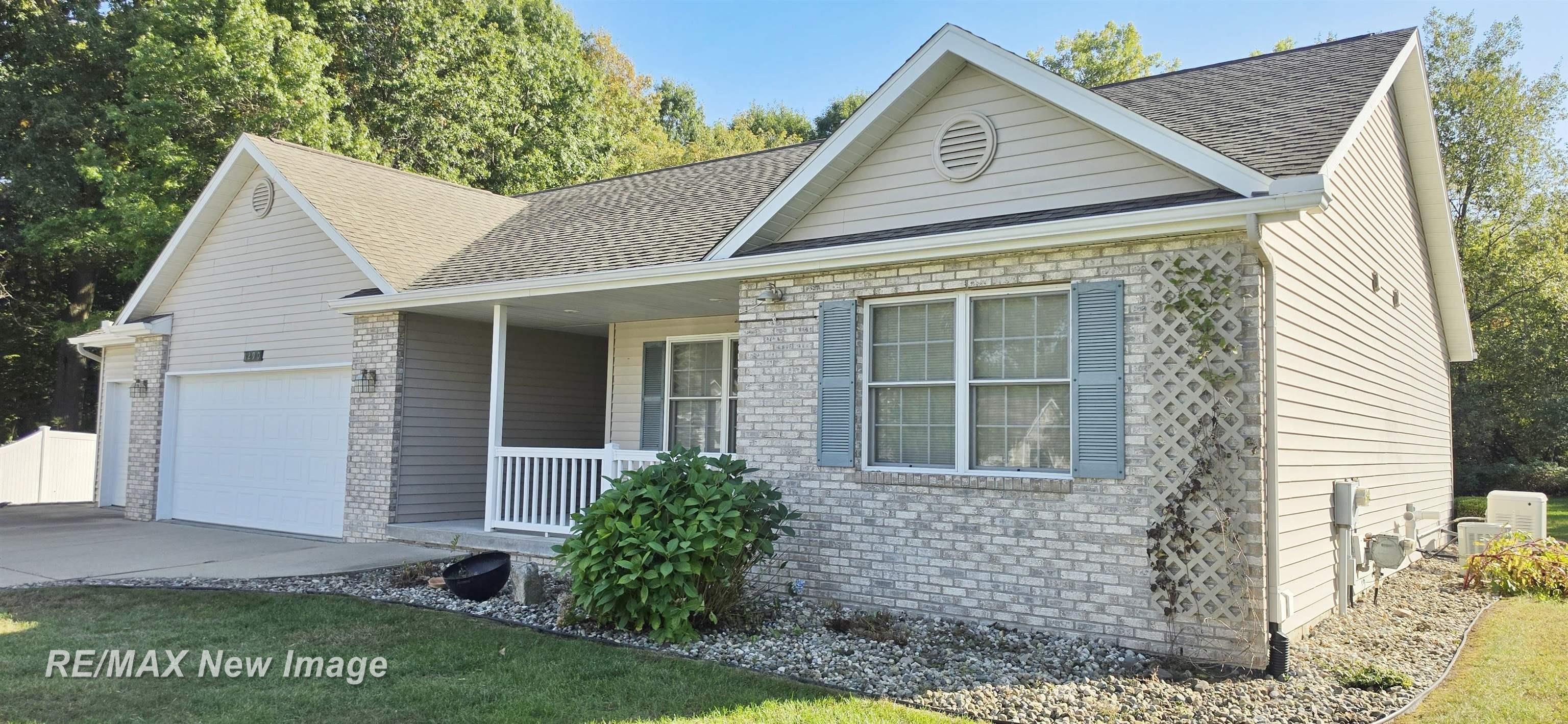 Photo 1 of Single family home for sale at 1290 Woodfield Trl, Hemlock, MI 48626 | MLS# 61050224056 | Listing updated on 2026-10-07