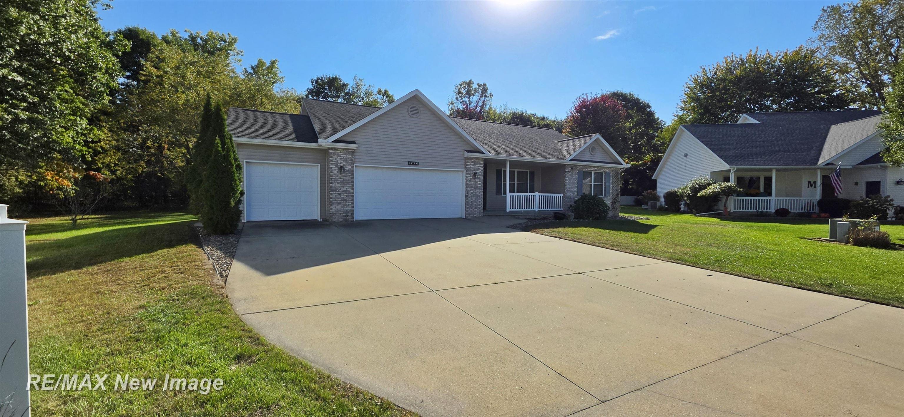 Photo 4 of Single family home for sale at 1290 Woodfield Trl, Hemlock, MI 48626 | MLS# 61050224056 | Listing updated on 2026-10-07