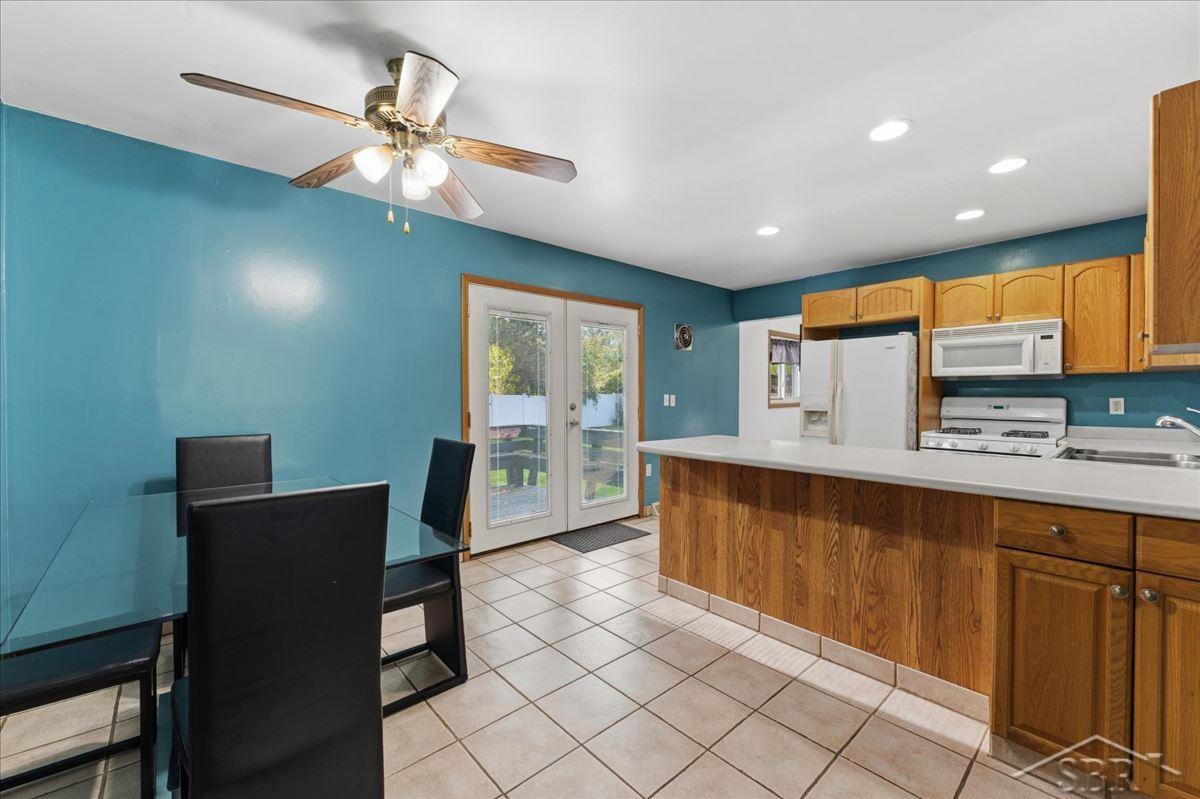 186 Bee Gee Court photo 10