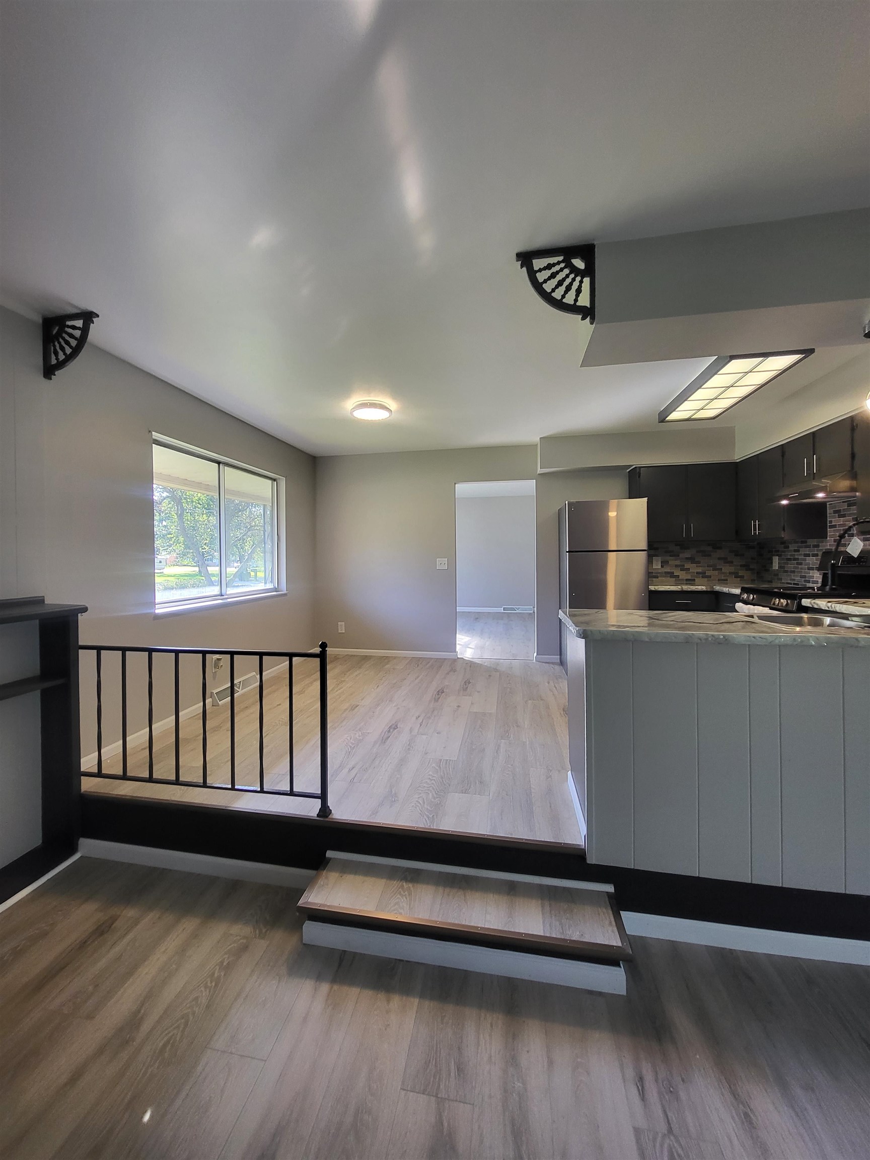 Photo 4 of Single family home for sale at 7070 Hickory St, Flushing, MI 48433 | MLS# 5050224090 | Listing updated on 2026-10-07
