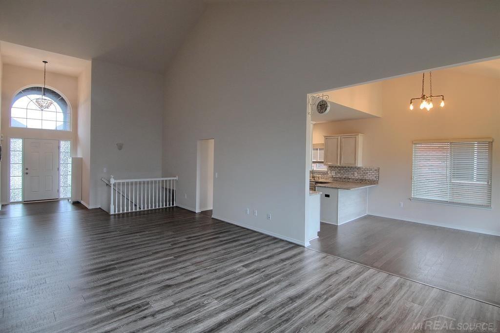 Photo 3 of Condo for sale at 30496 Berghway Trl, Warren, MI 48092 | MLS# 58050224096 | Listing updated on 2026-10-07