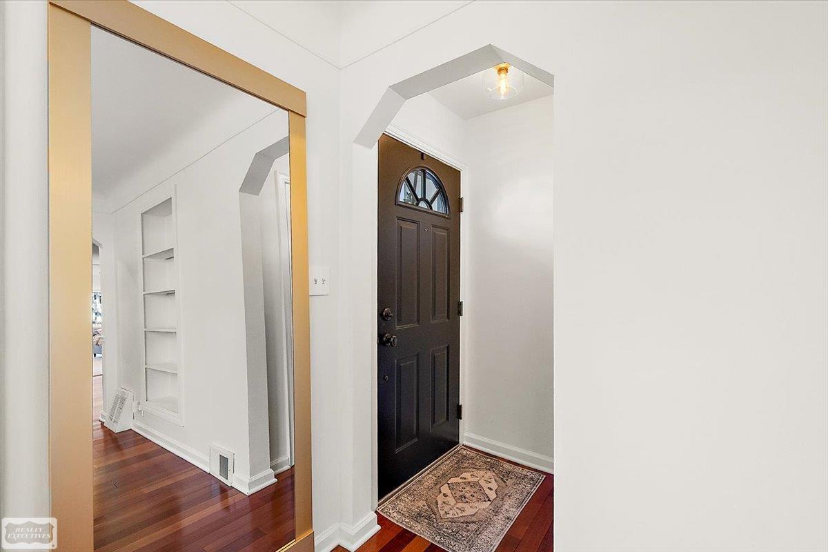 Photo 2 of Single family home for sale at 2060 Thomas Ave, Berkley, MI 48072 | MLS# 58050224104 | Listing updated on 2026-10-07
